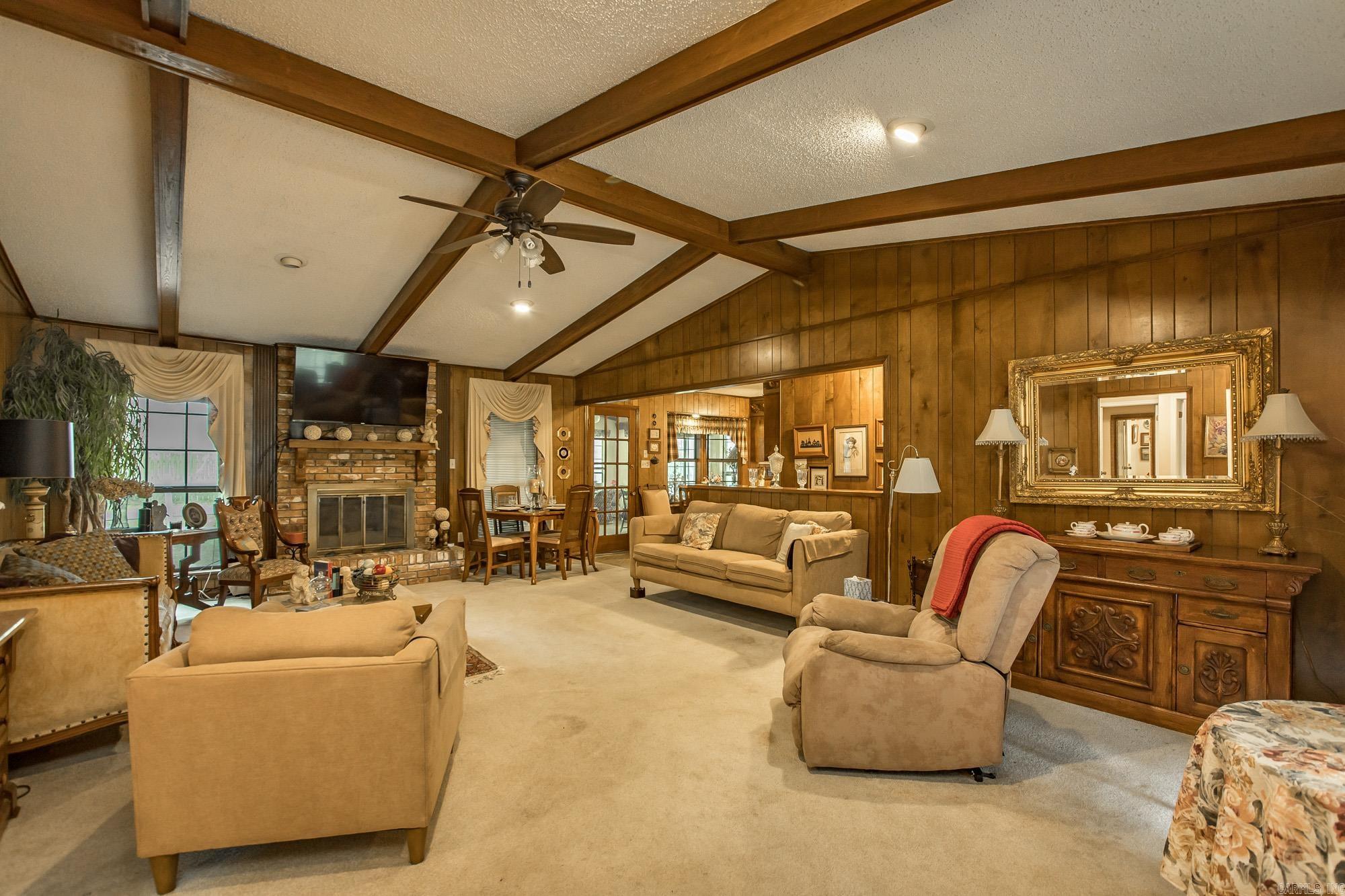 203 Cottonwood Drive England, AR 72046