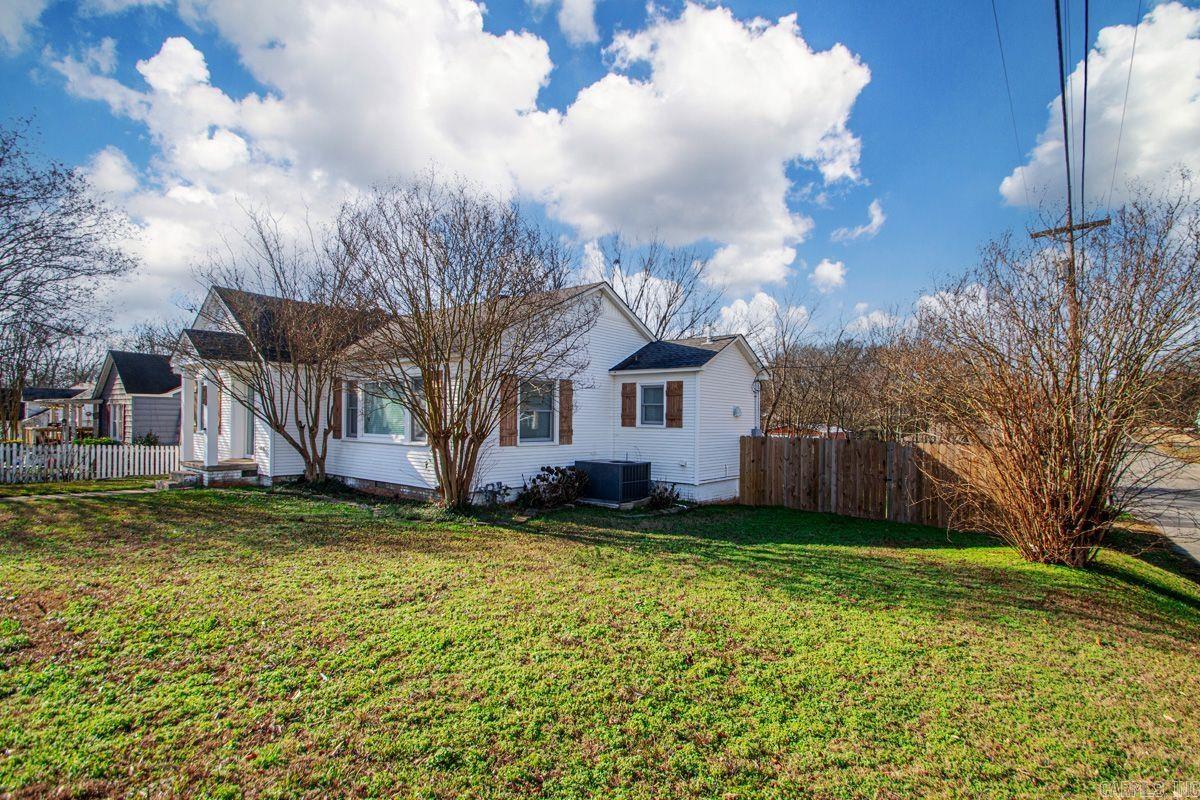 615 S Richards  Benton, AR