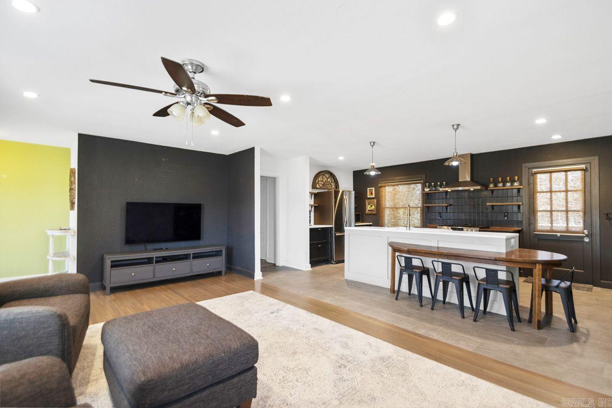 615 S Richards  Benton, AR