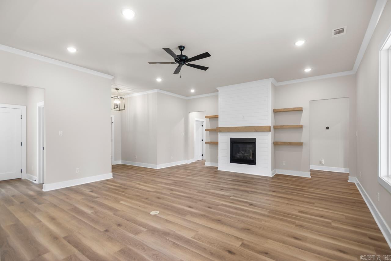 3892 SPENCER CROSSING  Benton, AR