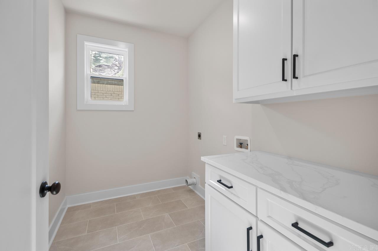 3892 SPENCER CROSSING  Benton, AR