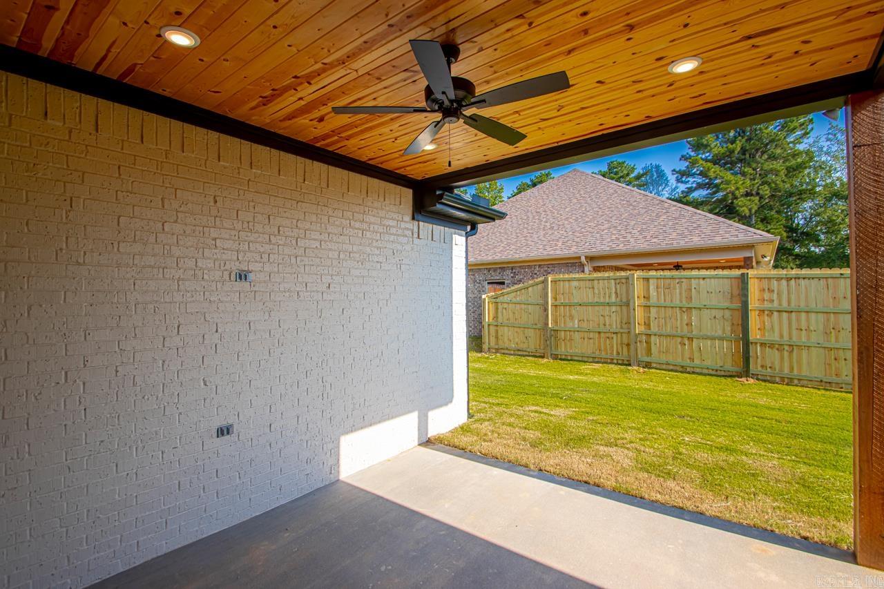 3892 SPENCER CROSSING  Benton, AR