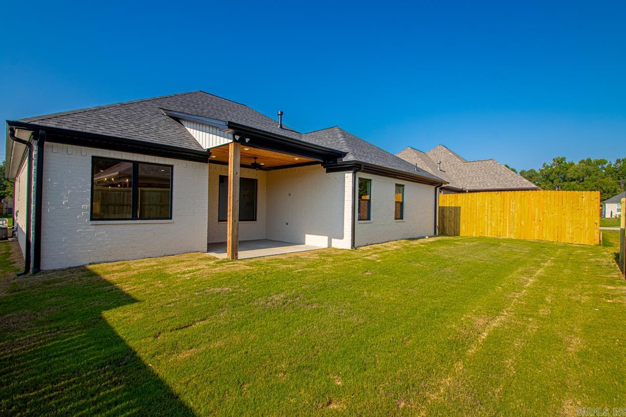 3892 SPENCER CROSSING  Benton, AR