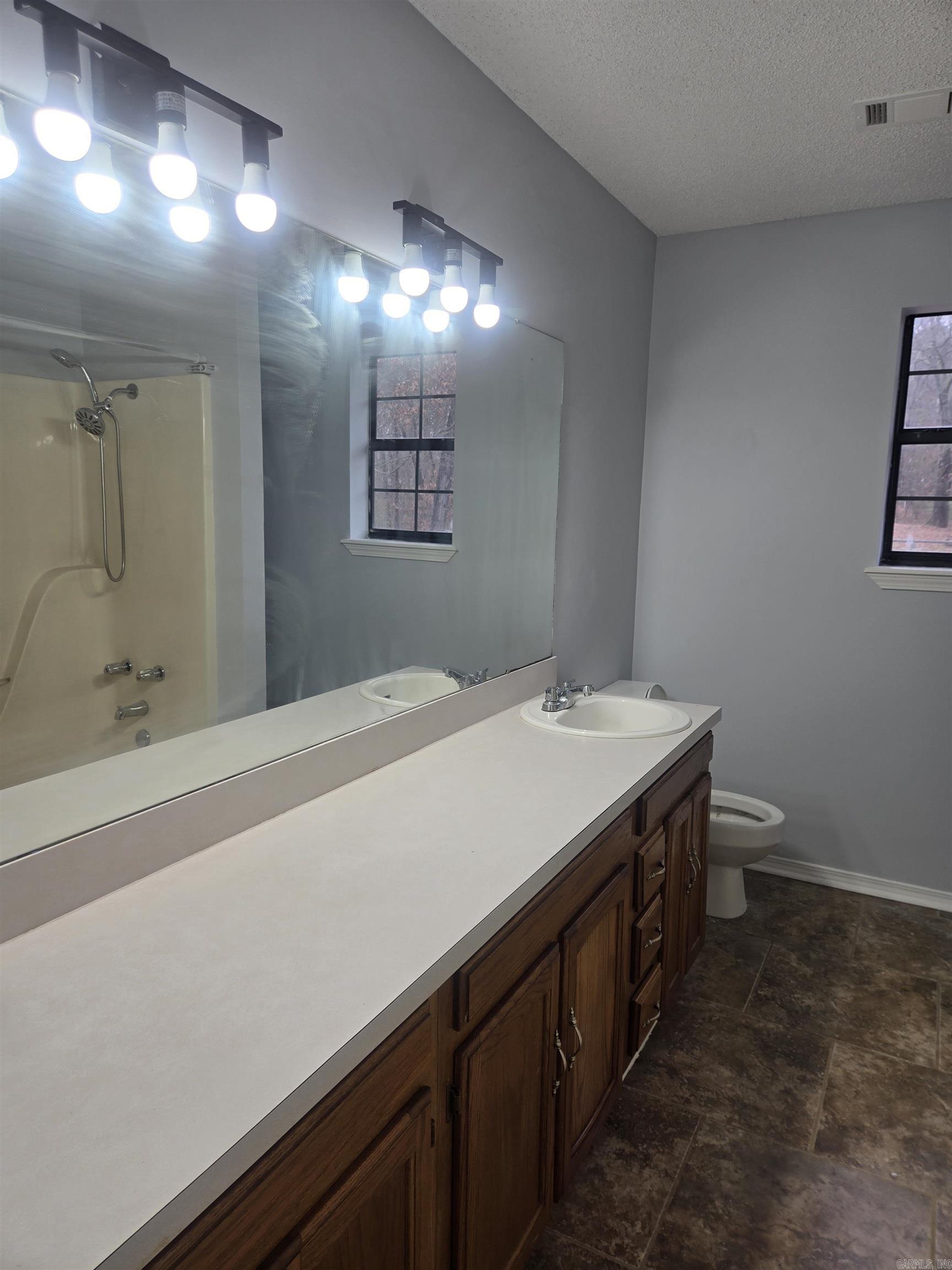 1240 Church  Benton, AR