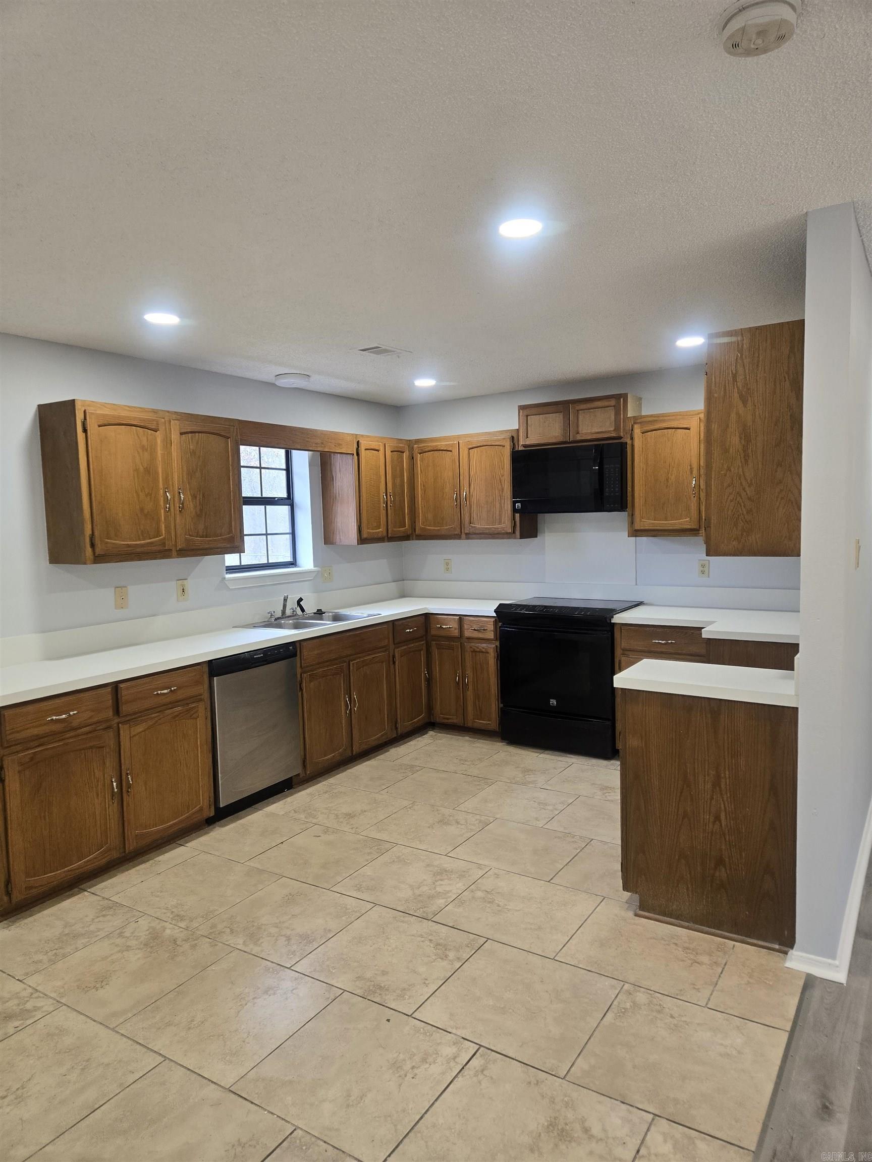 1240 Church  Benton, AR