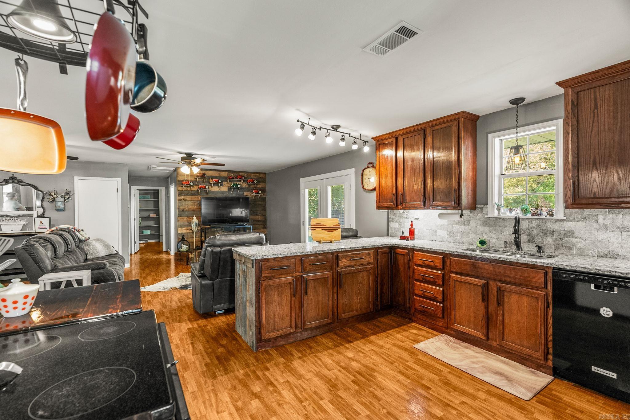 138 Union Road  Greenbrier, AR