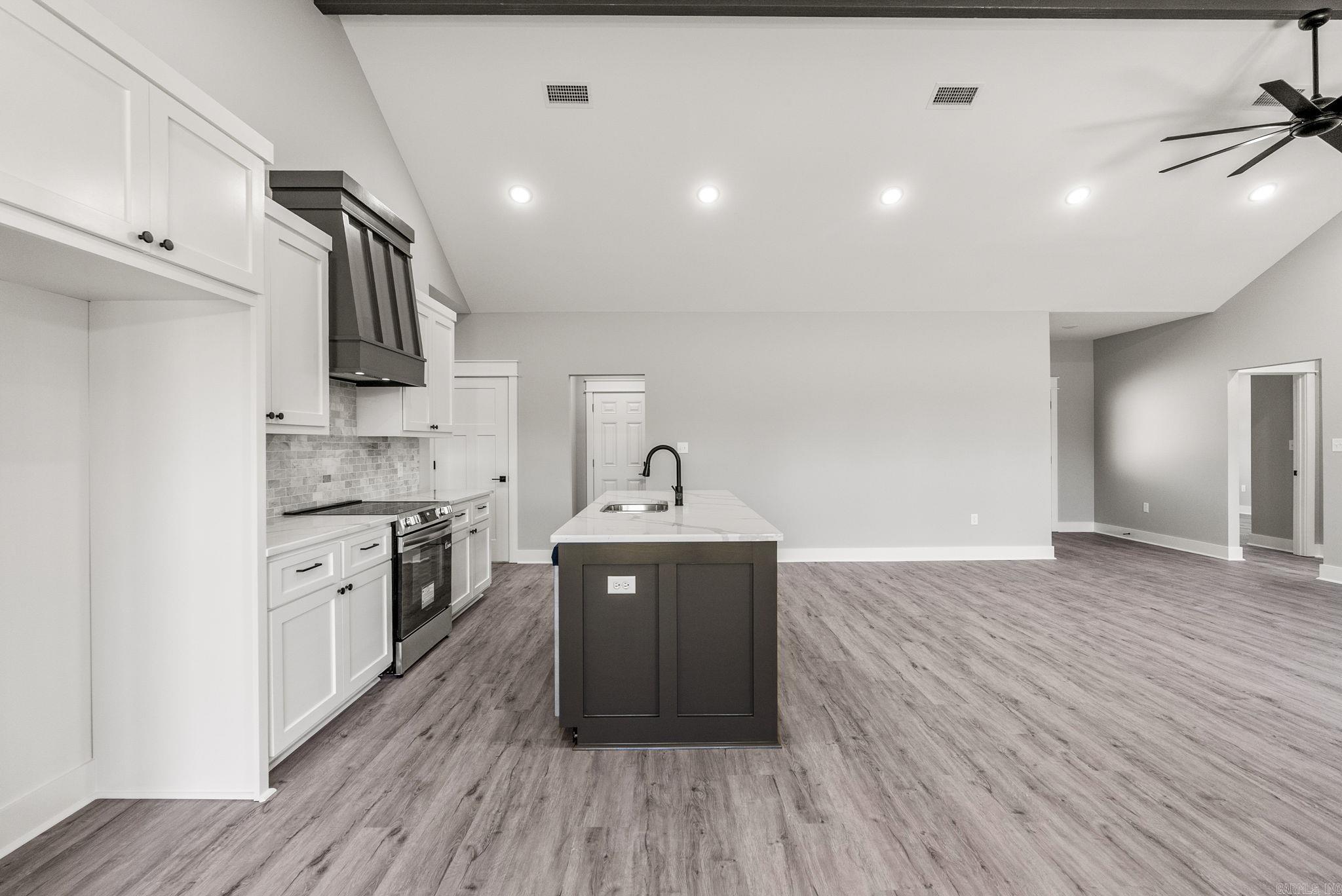 10 Taylor's Place Lane  Conway, AR