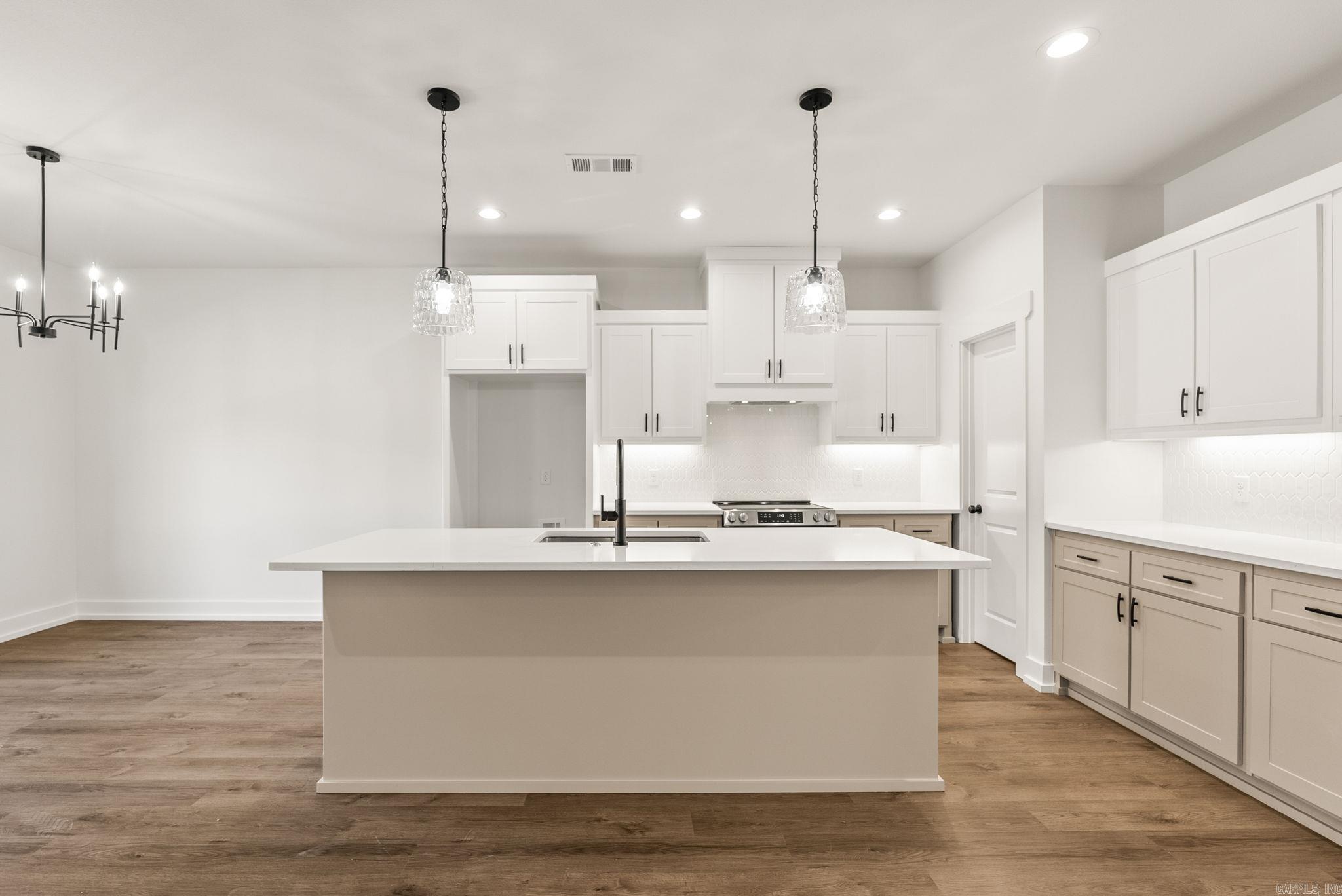 41 Ridge View Street Vilonia, AR 72173