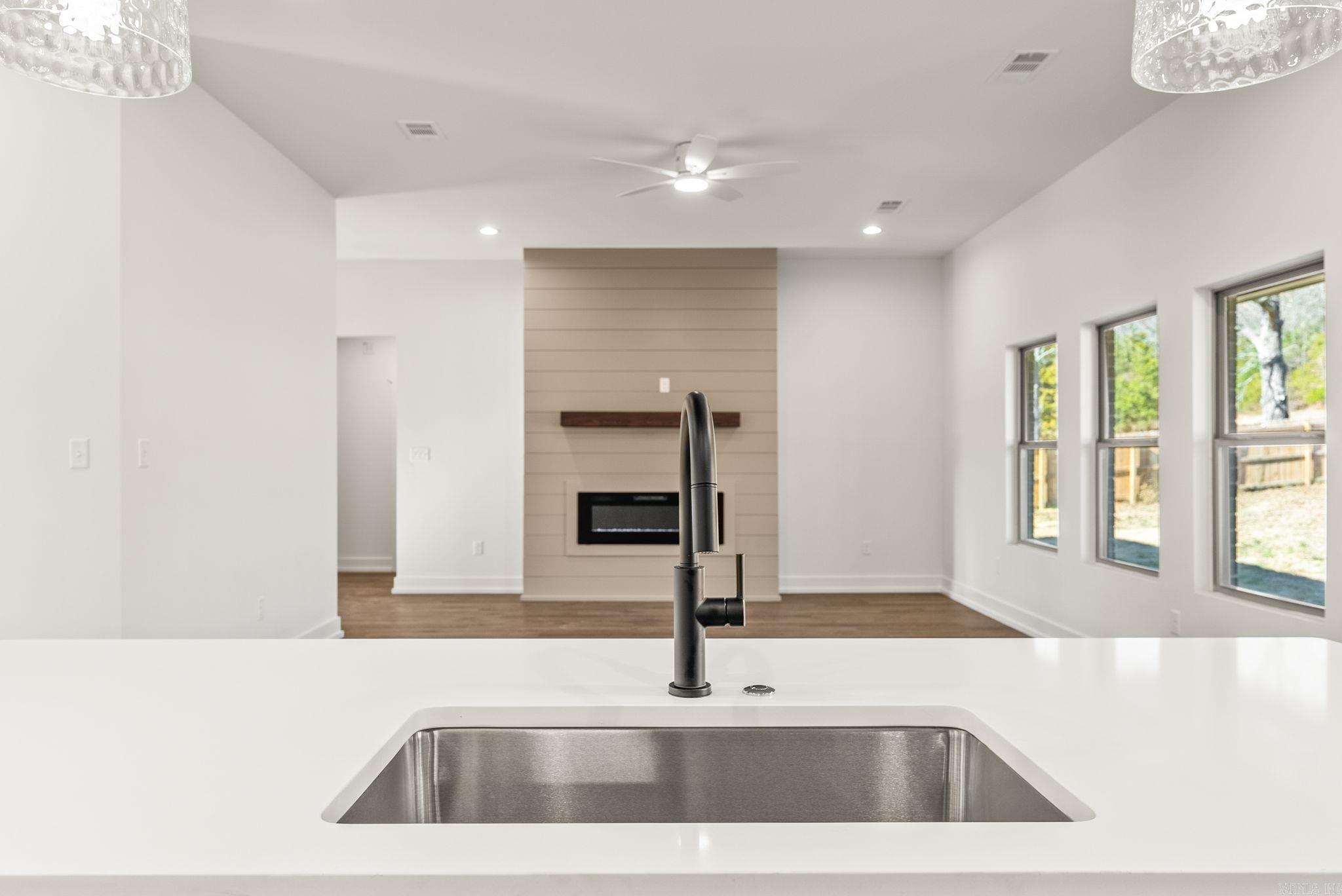 41 Ridge View Street Vilonia, AR 72173