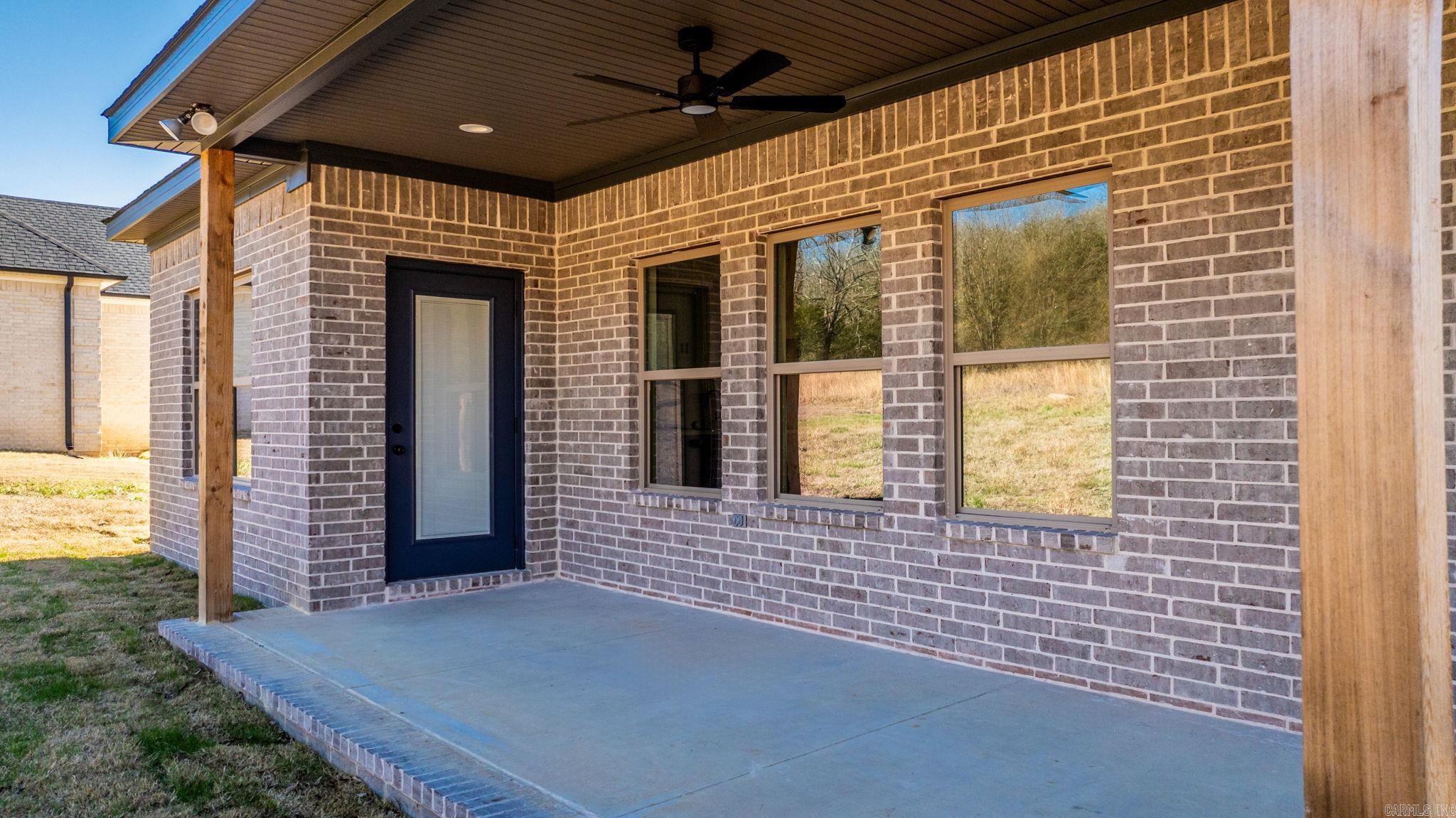41 Ridge View Street Vilonia, AR 72173
