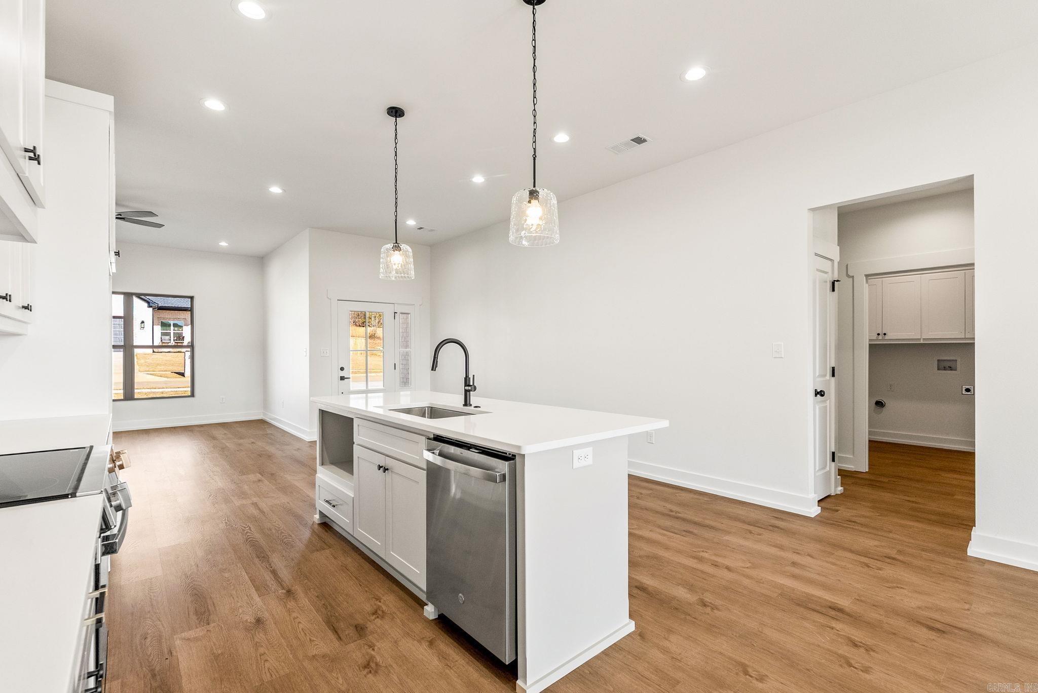 46 Ridge View Street Vilonia, AR 72173