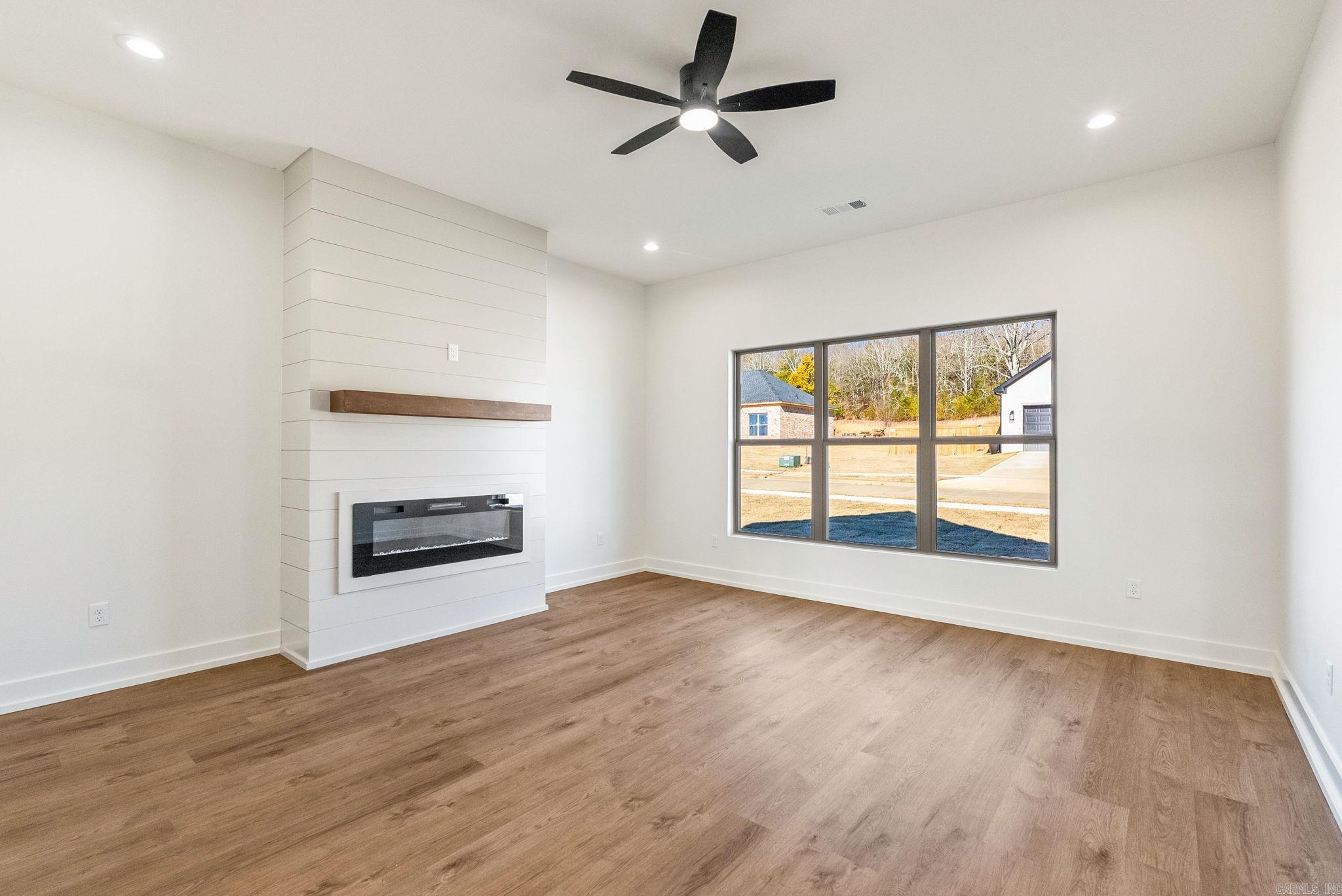 46 Ridge View Street Vilonia, AR 72173