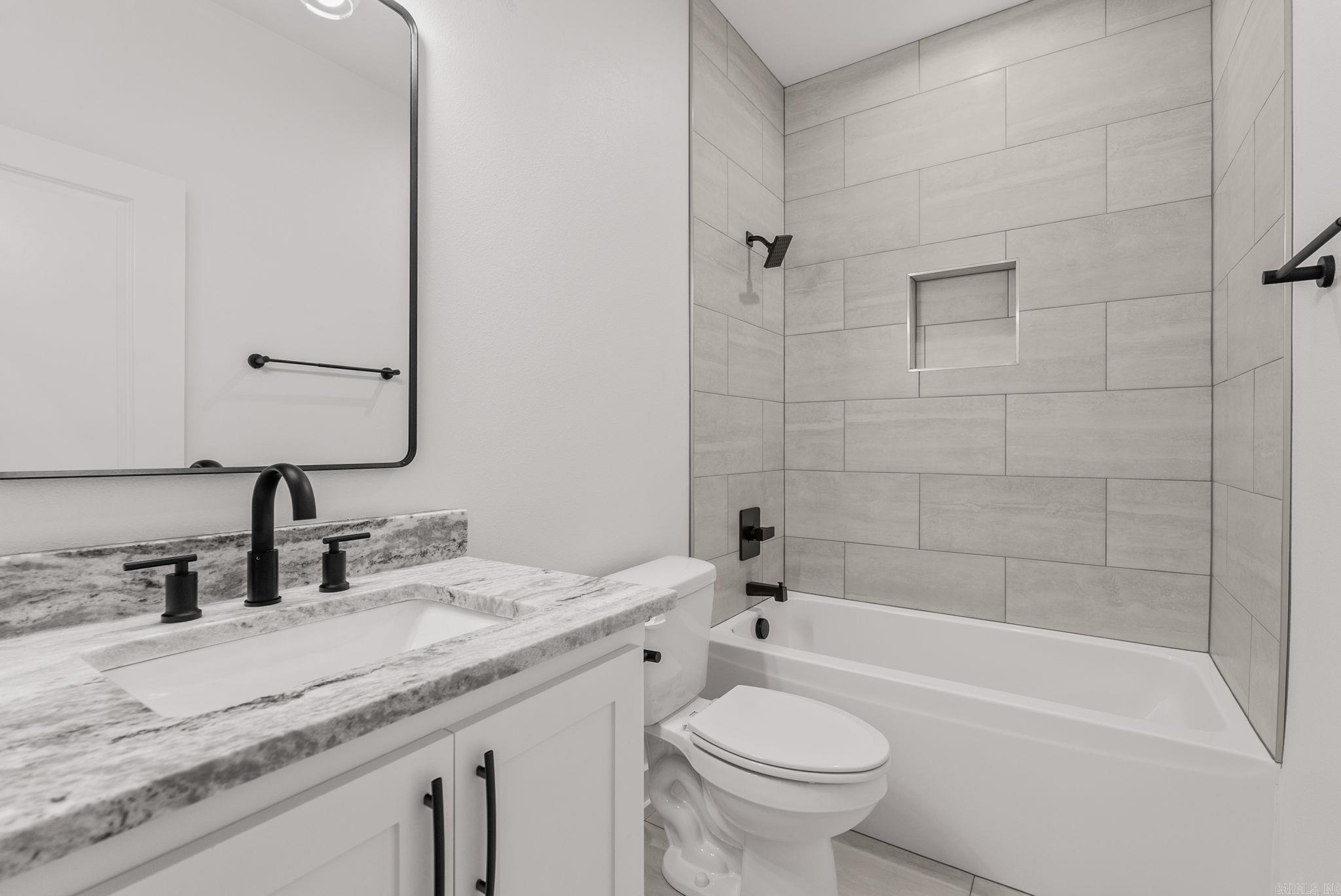 73 Summer Sky Drive  Greenbrier, AR