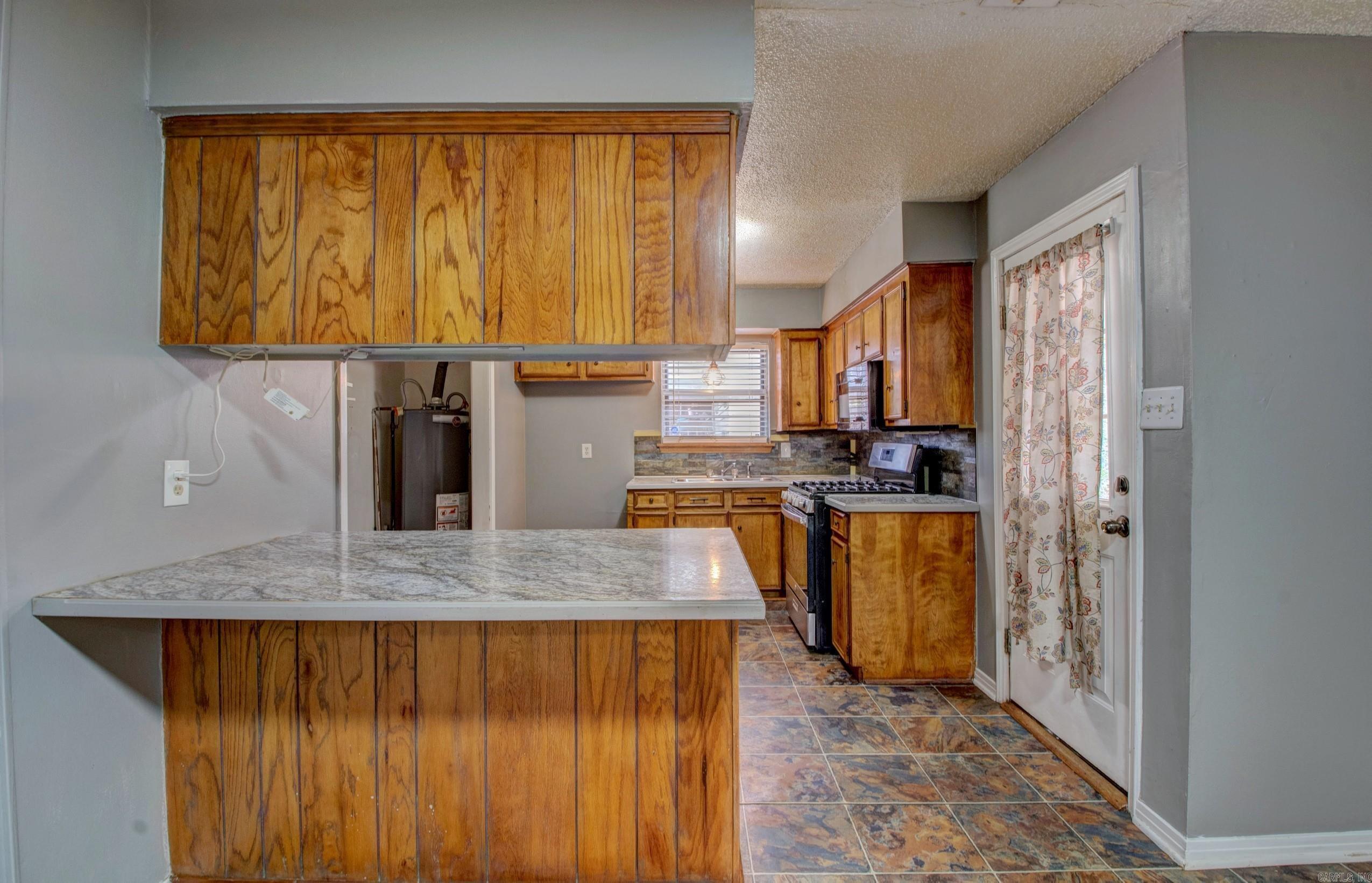 8 Bay  Little Rock, AR