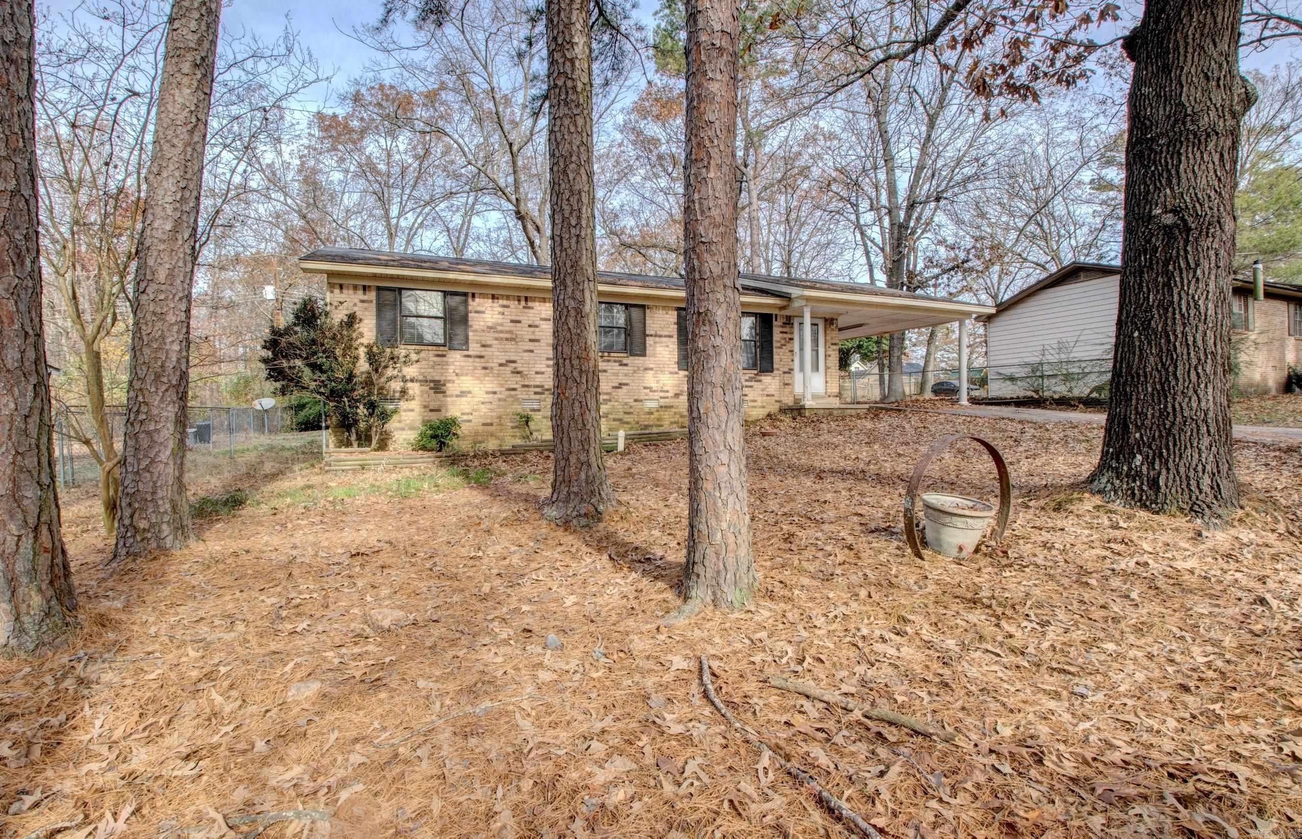 8 Bay  Little Rock, AR