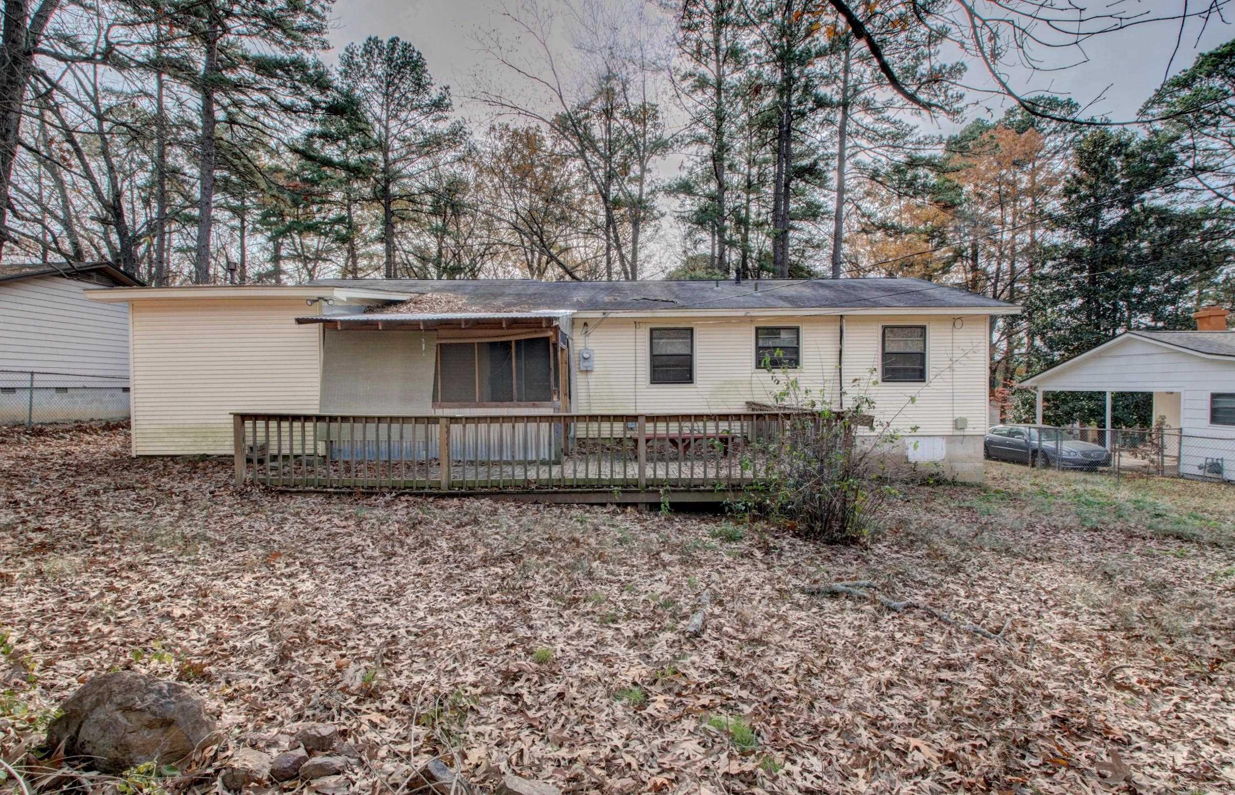 8 Bay  Little Rock, AR