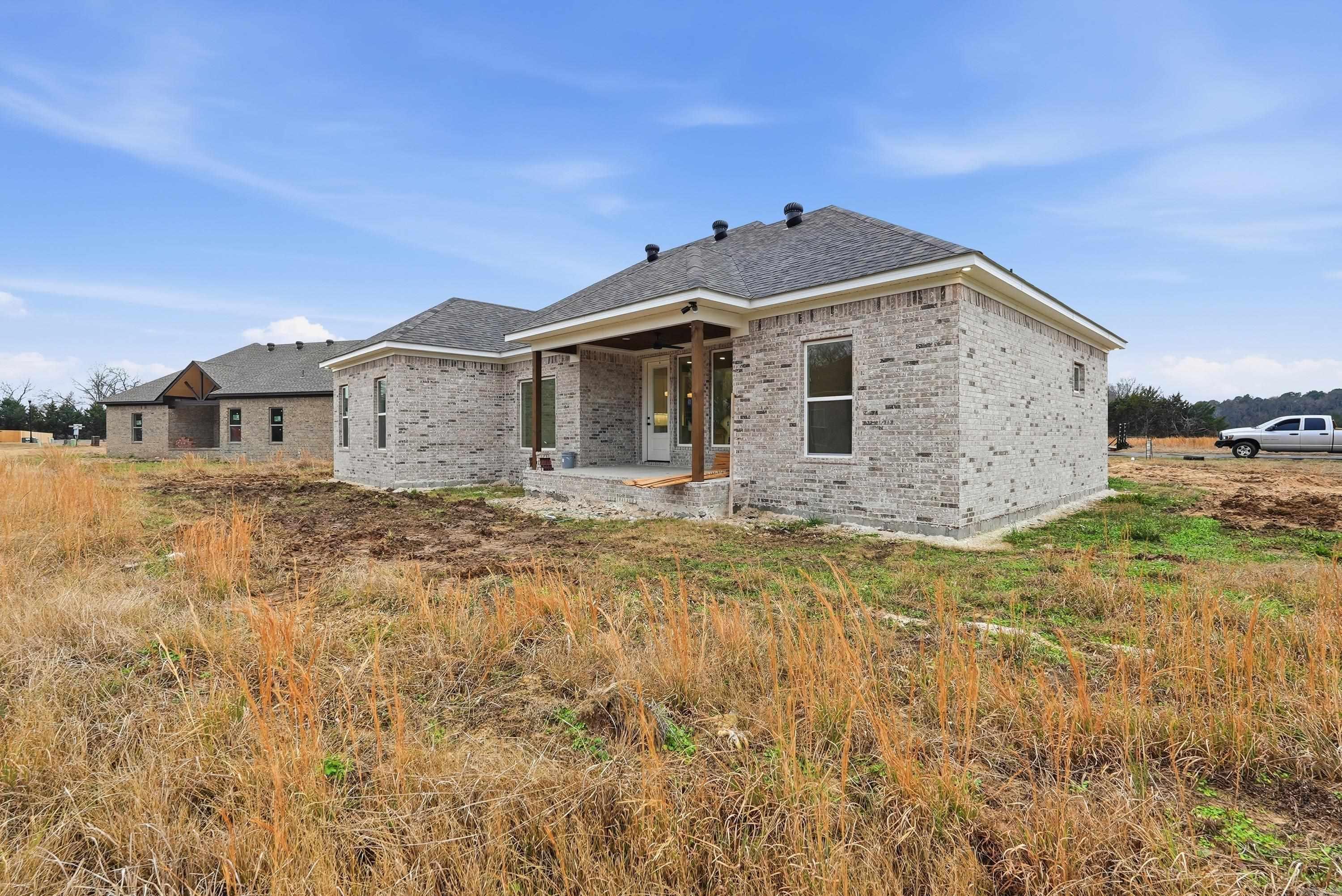 31 Sunny  Morrilton, AR