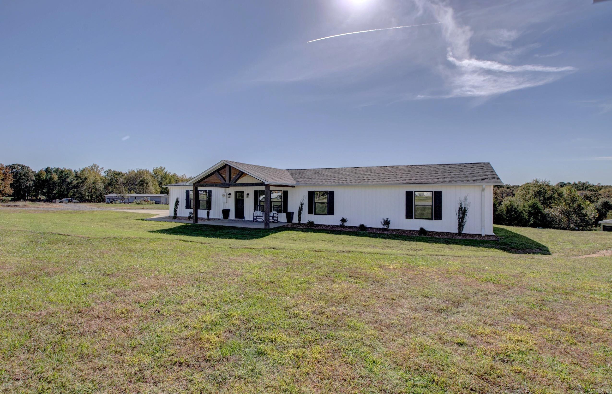 15 Conrad  Higden, AR