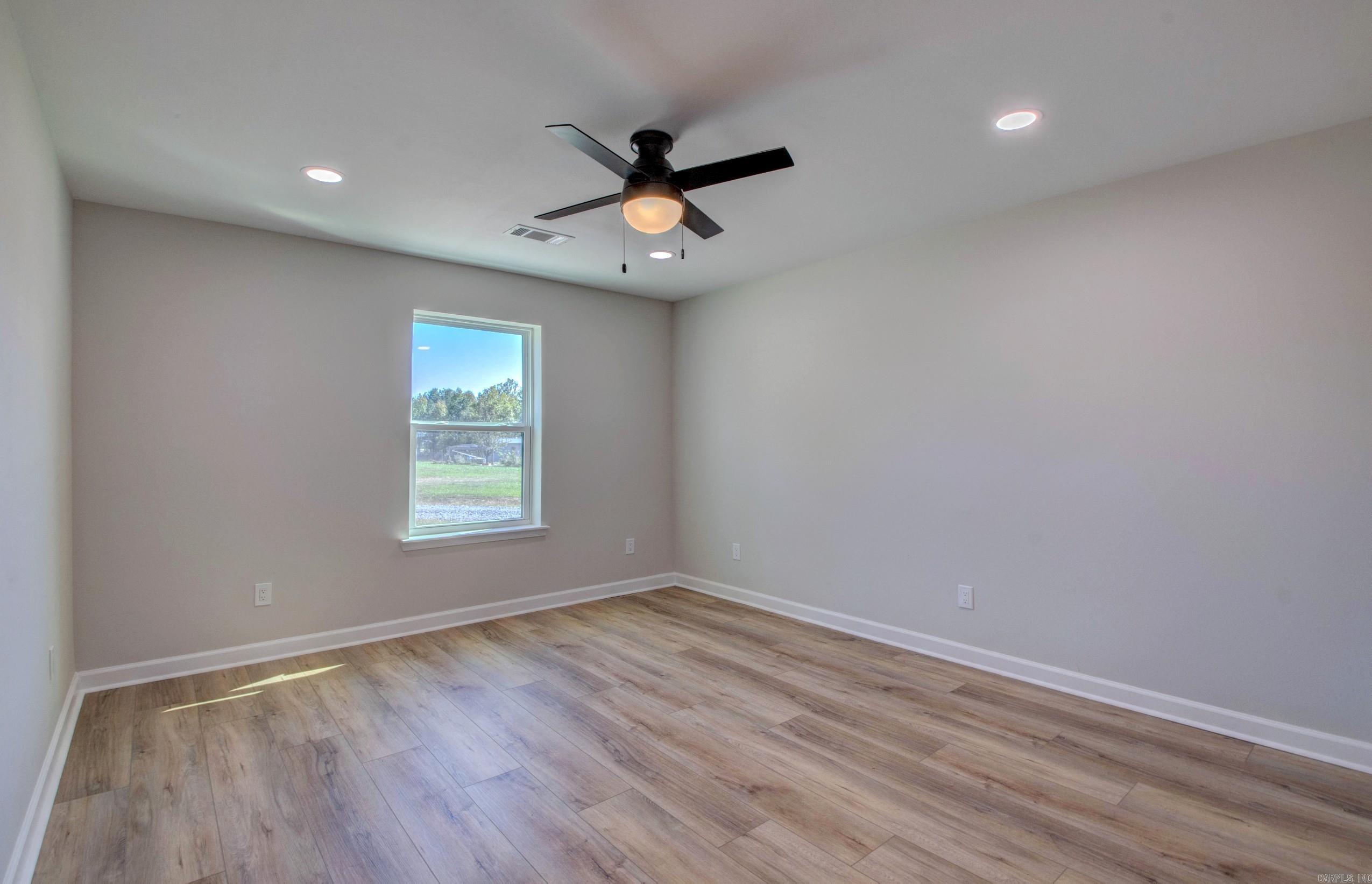 15 Conrad  Higden, AR