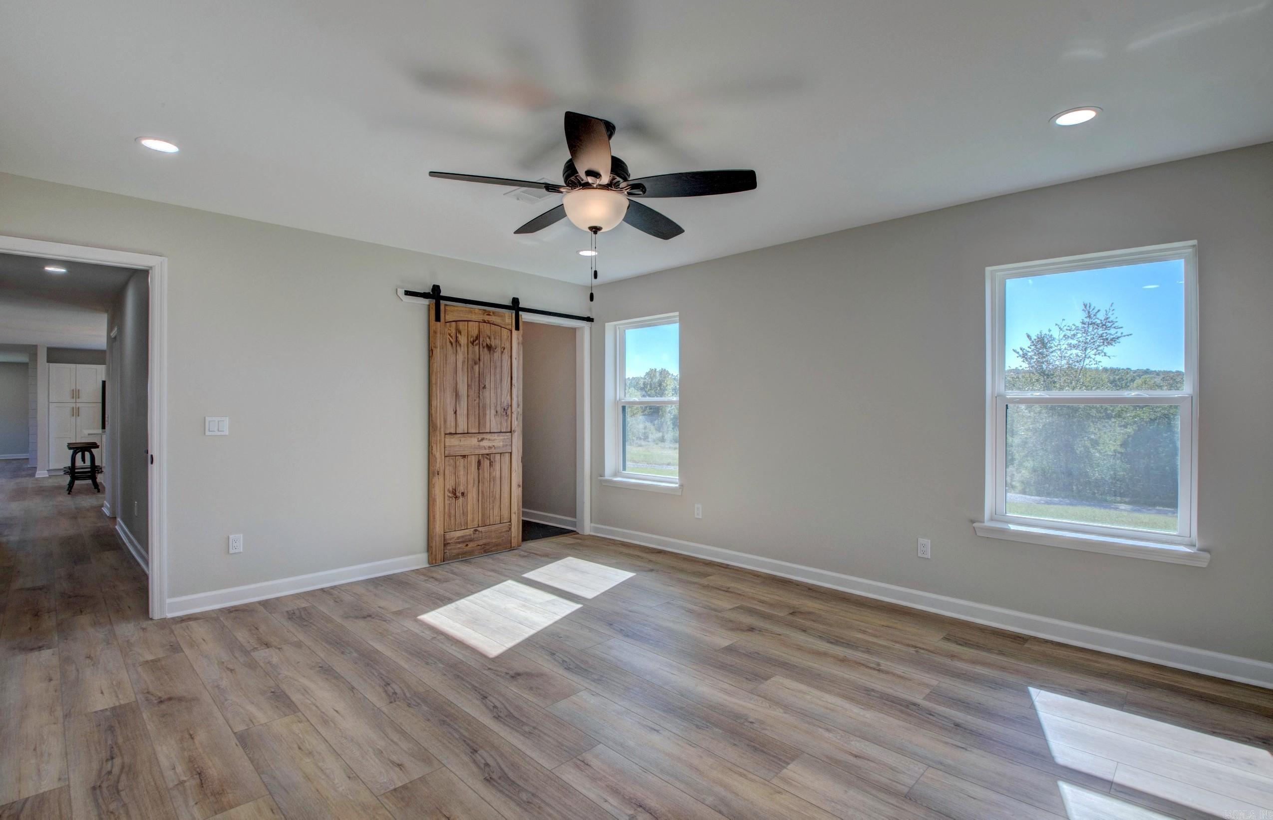 15 Conrad  Higden, AR