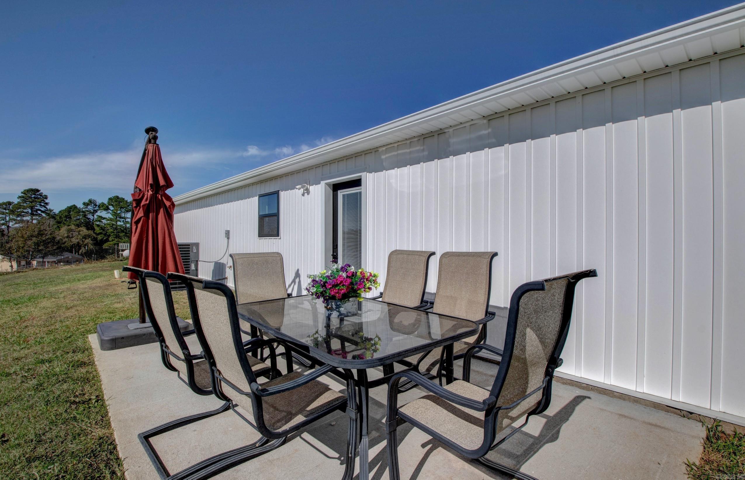 15 Conrad  Higden, AR