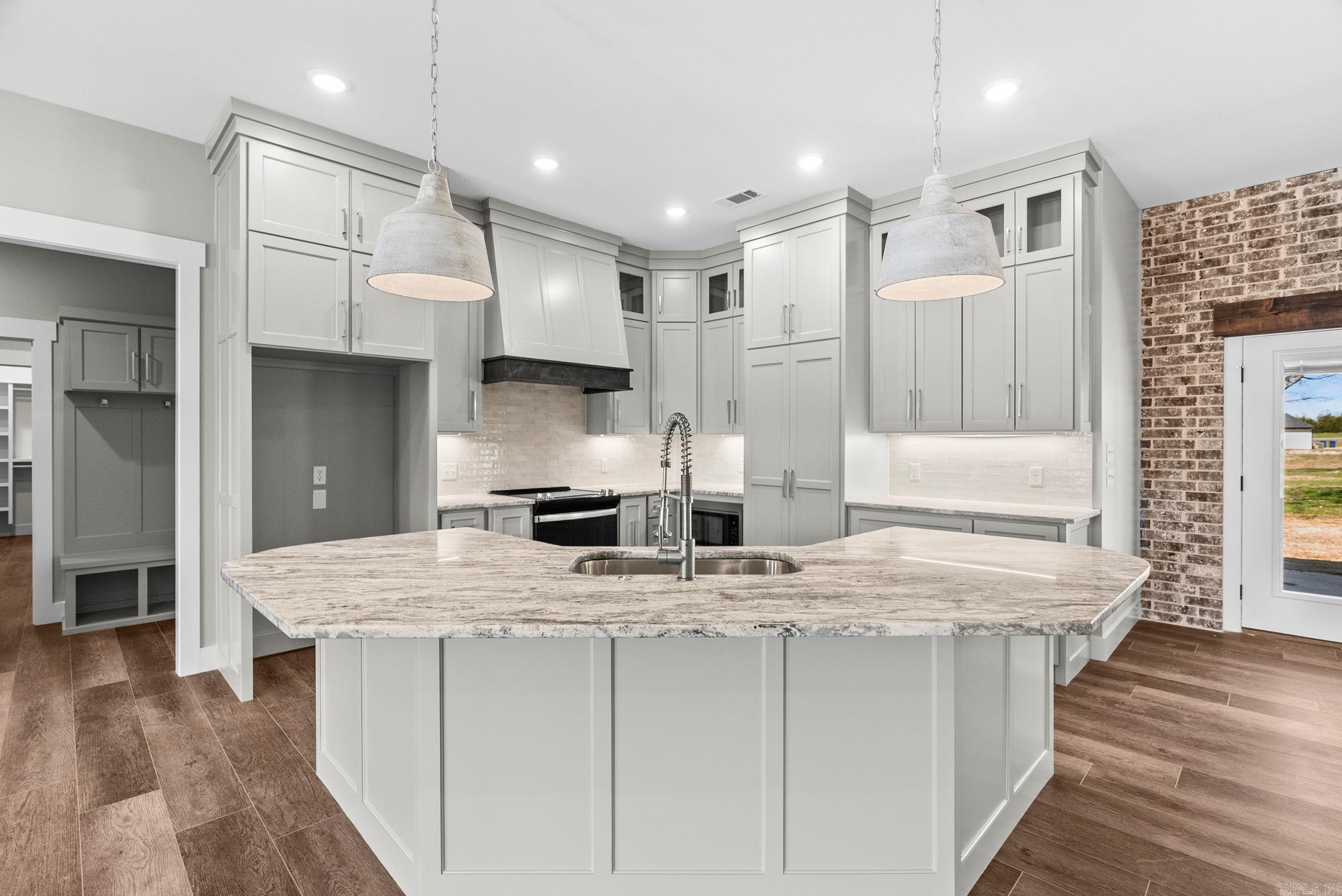 122 Republican Loop  Greenbrier, AR