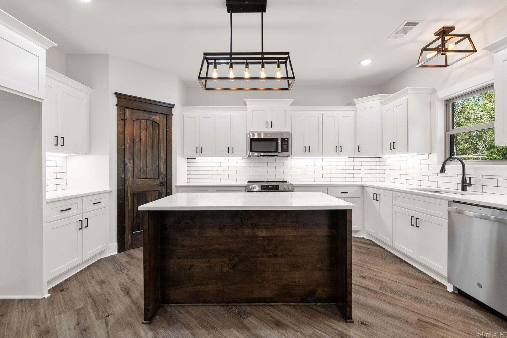 44 Sky Eagle Drive  Greenbrier, AR