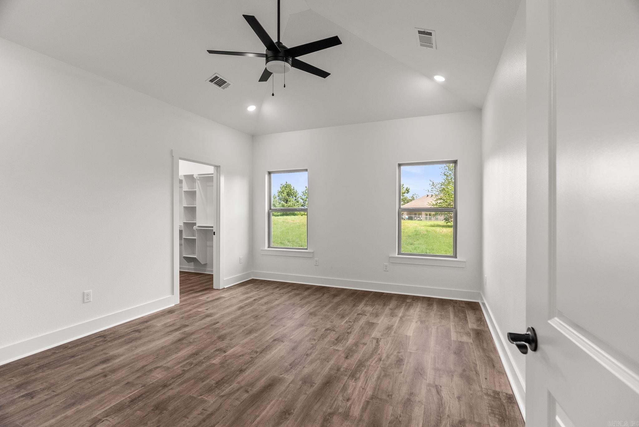 32 High Point Drive Greenbrier, AR 72058