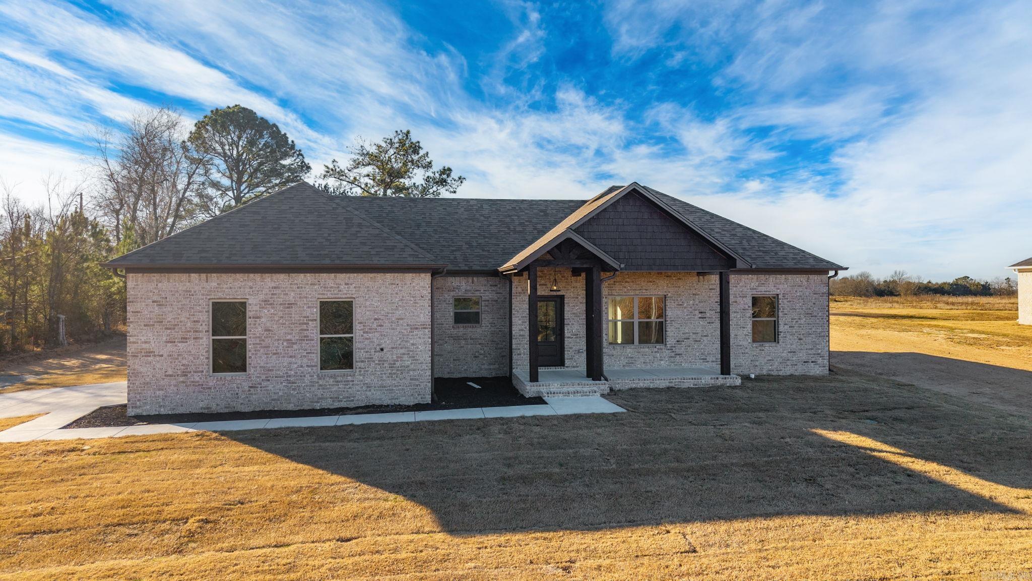 21 West Cedar Hill Road Greenbrier, AR 72058