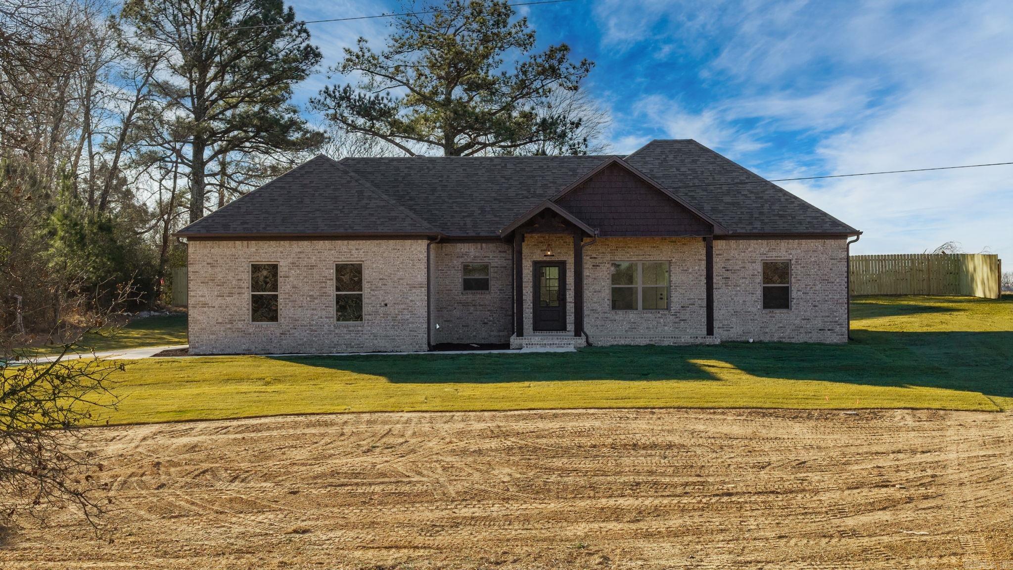 21 West Cedar Hill Road Greenbrier, AR 72058