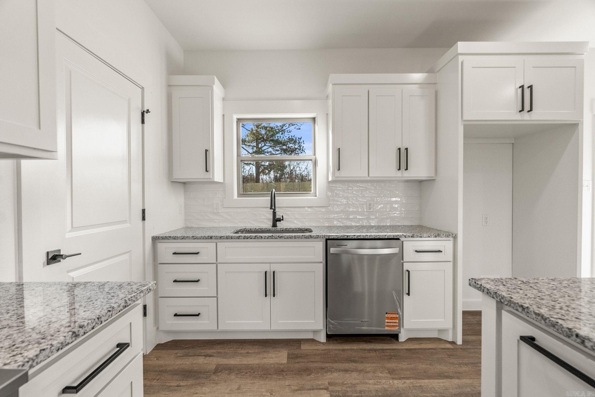 21 West Cedar Hill Road Greenbrier, AR 72058