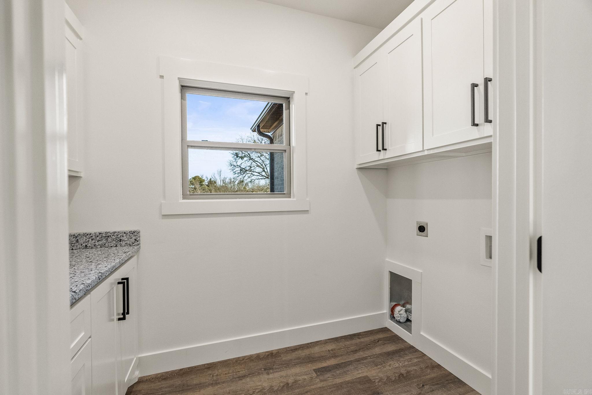 21 West Cedar Hill Road Greenbrier, AR 72058