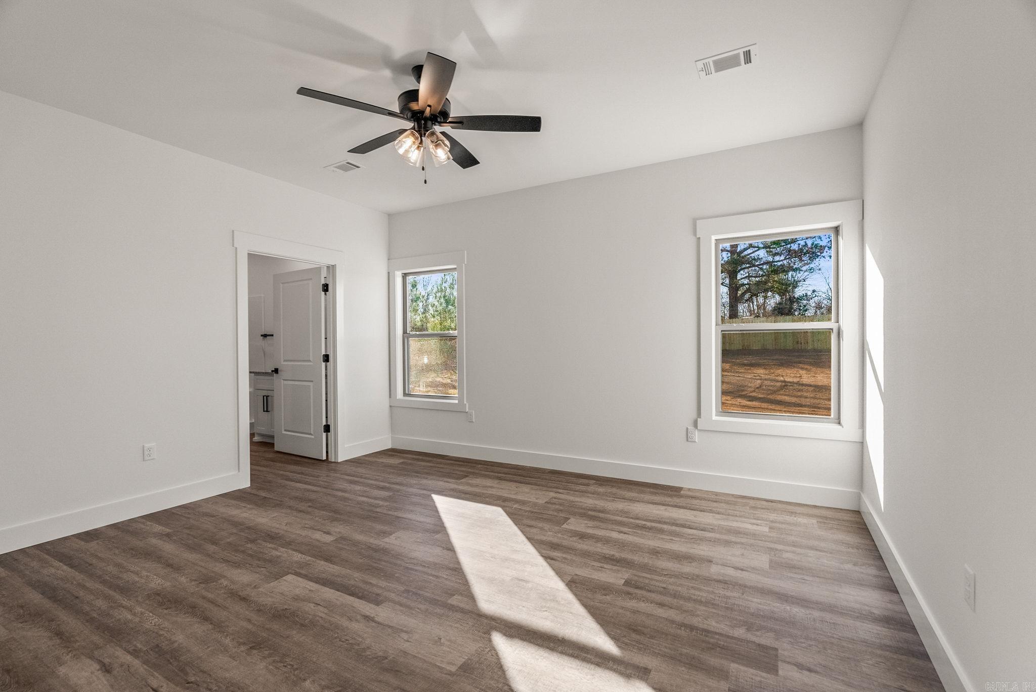 21 West Cedar Hill Road Greenbrier, AR 72058