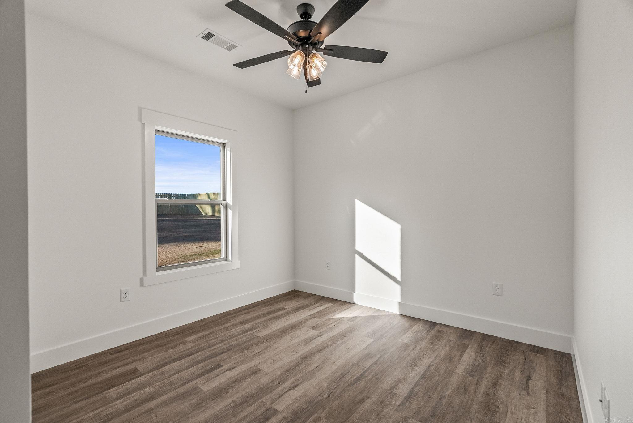 21 West Cedar Hill Road Greenbrier, AR 72058