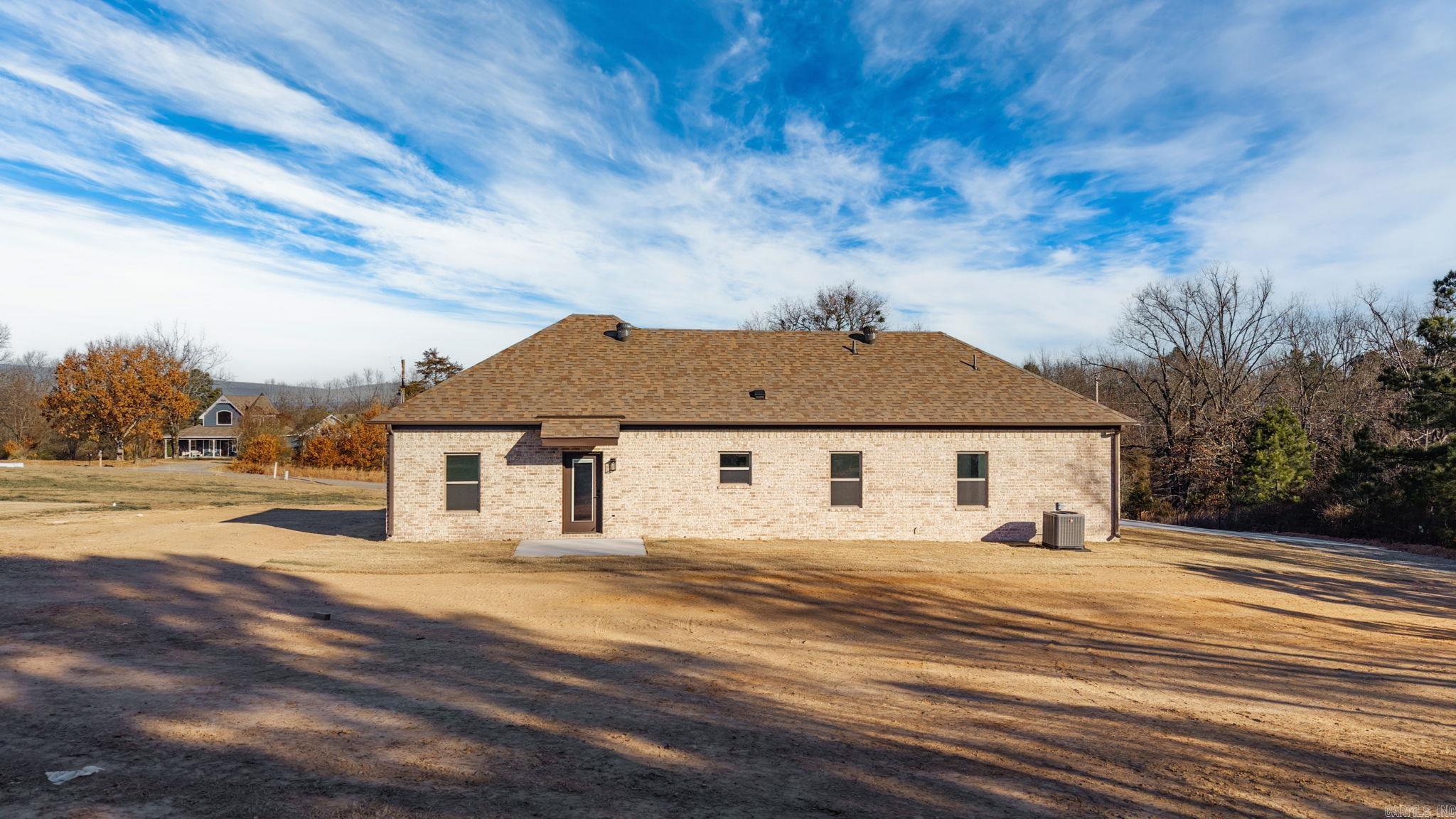 21 West Cedar Hill Road Greenbrier, AR 72058
