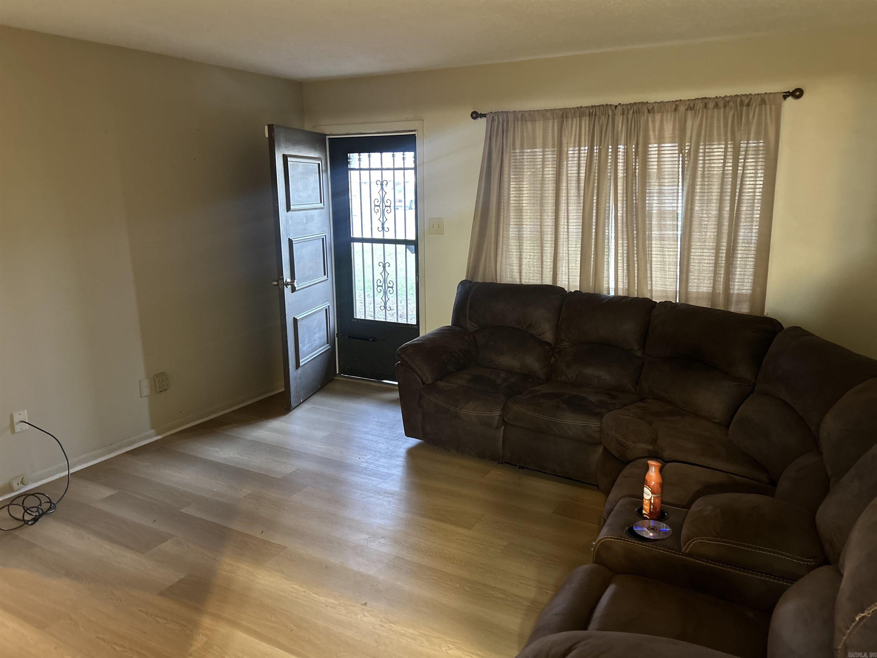 1300 Avondale Pine Bluff, AR 71601