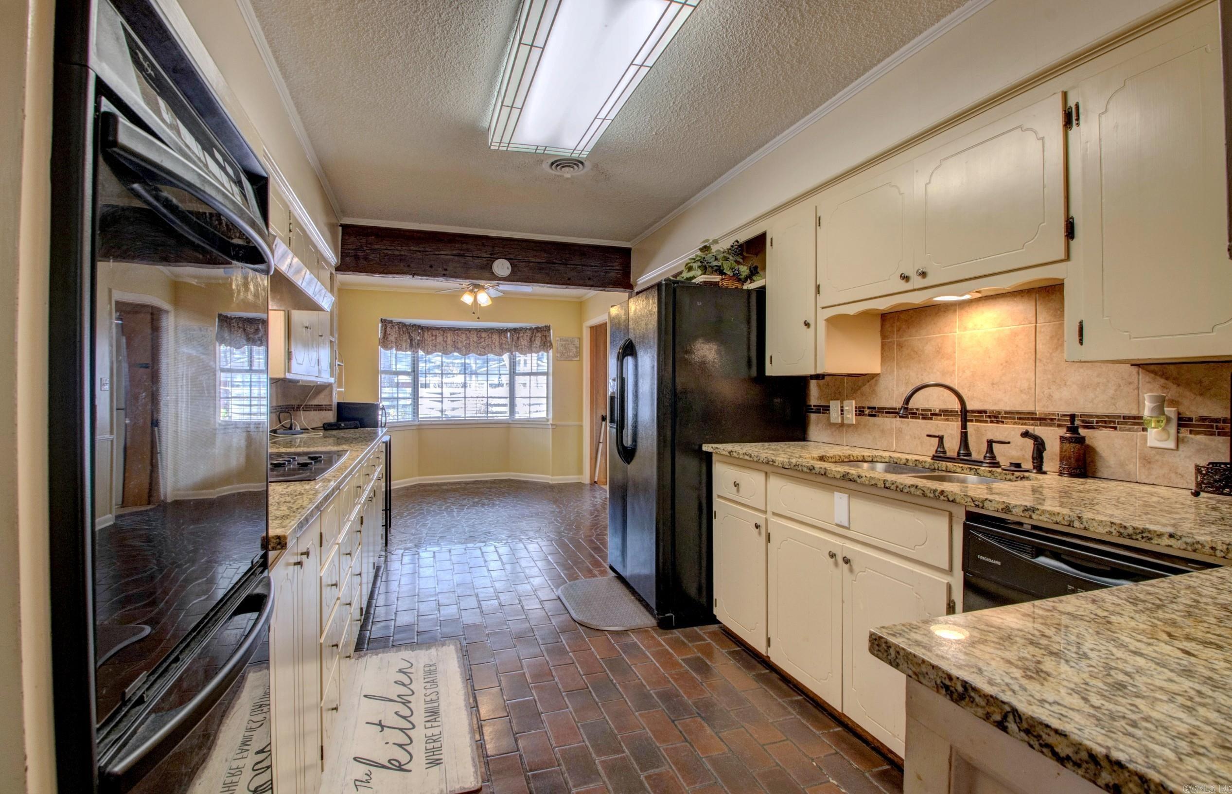 106 Pine Forest  Fordyce, AR