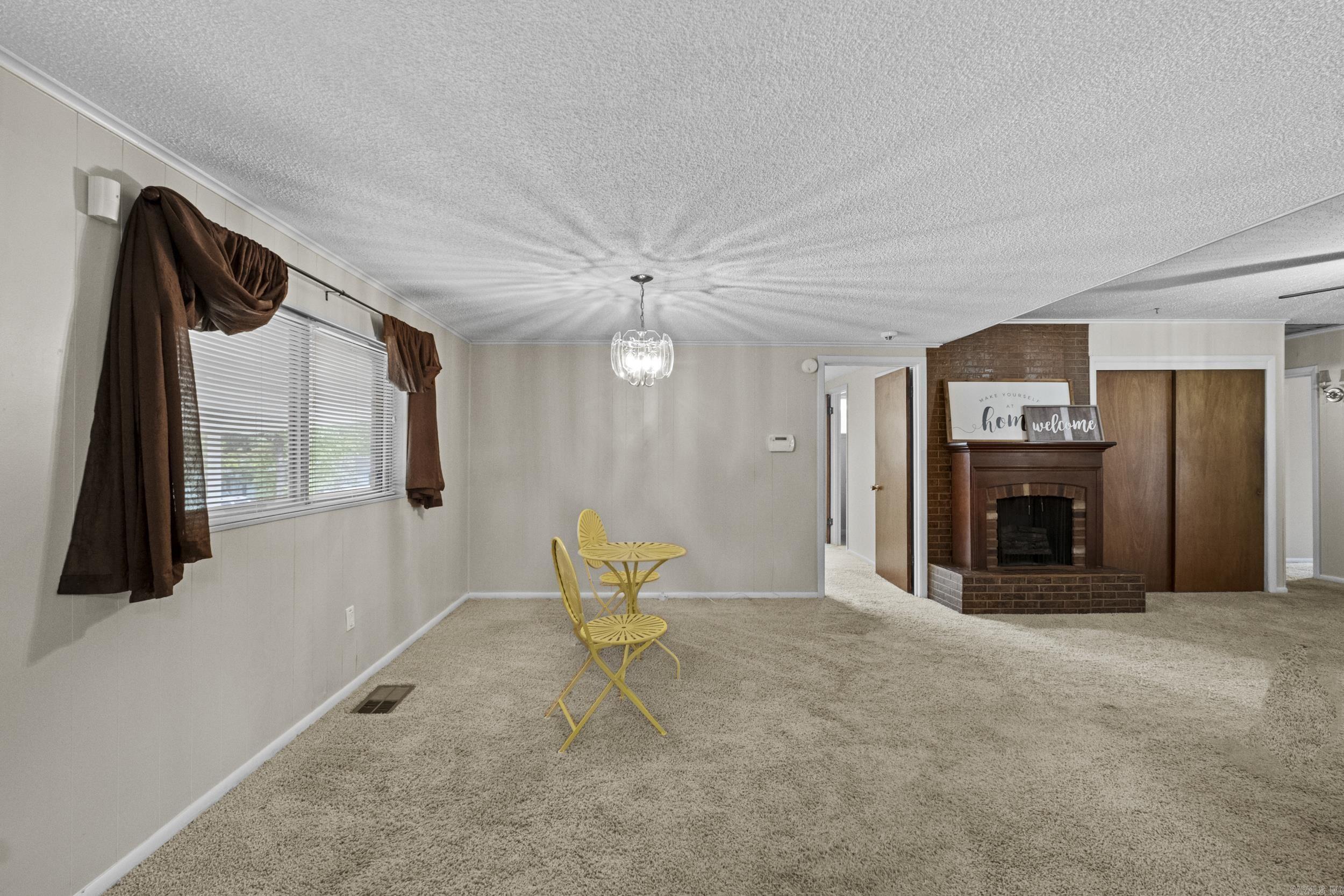 1926 E Lee  Sherwood, AR