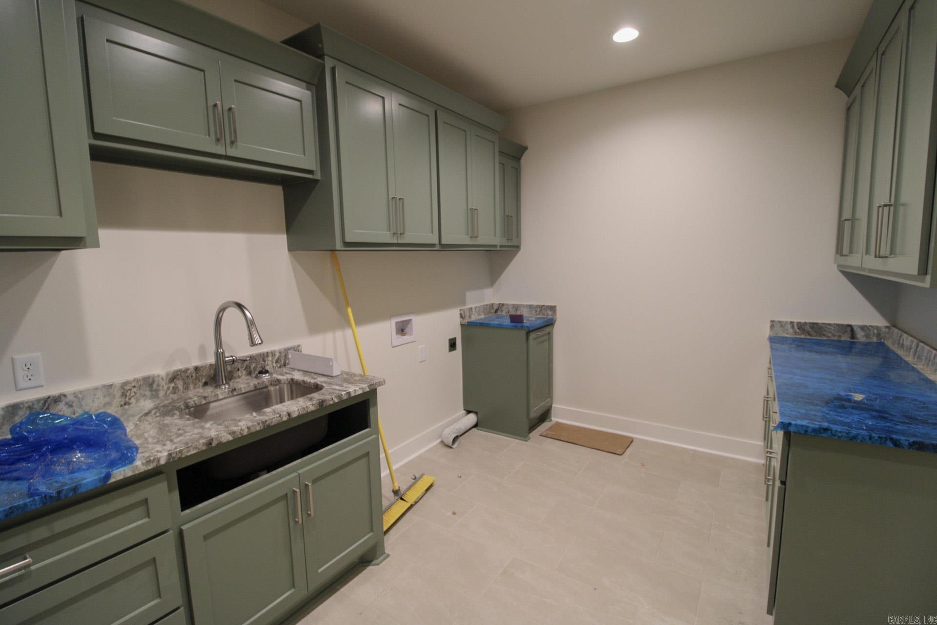 4685 College Conway, AR 72034