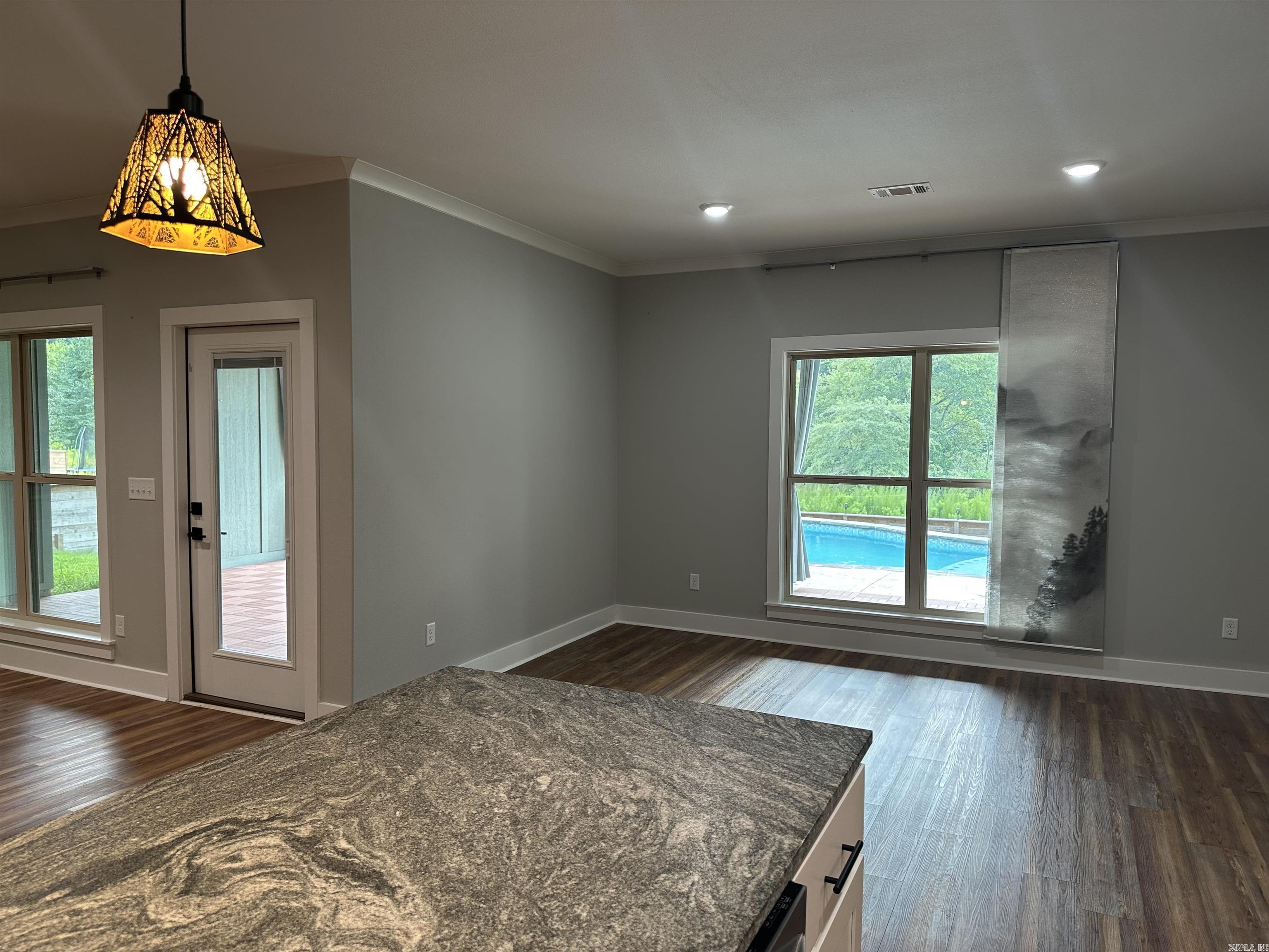 664 Hiram  Bauxite, AR