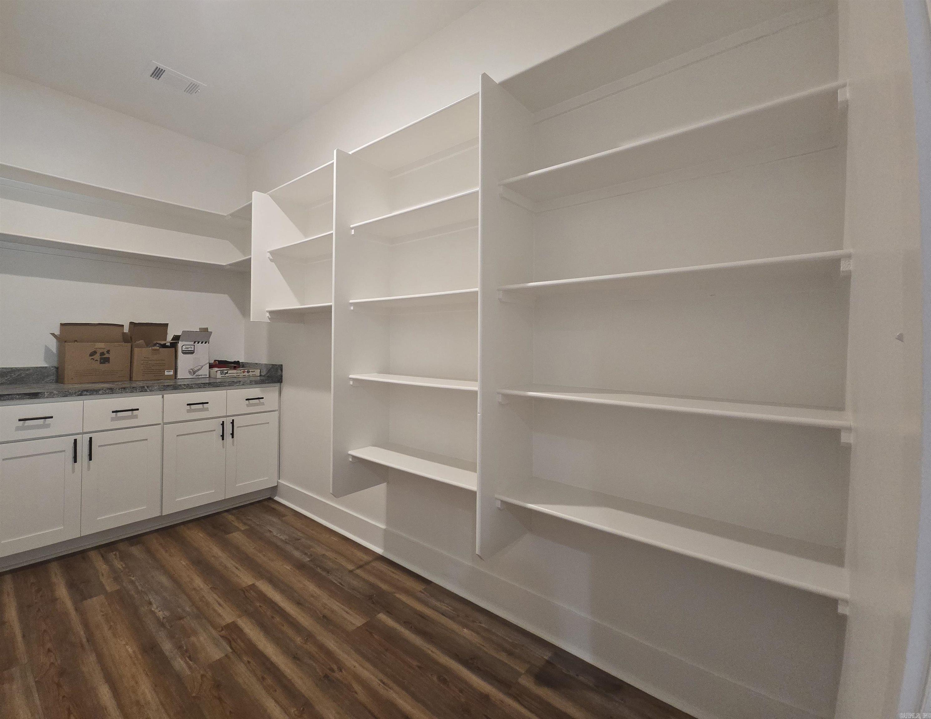 664 Hiram  Bauxite, AR