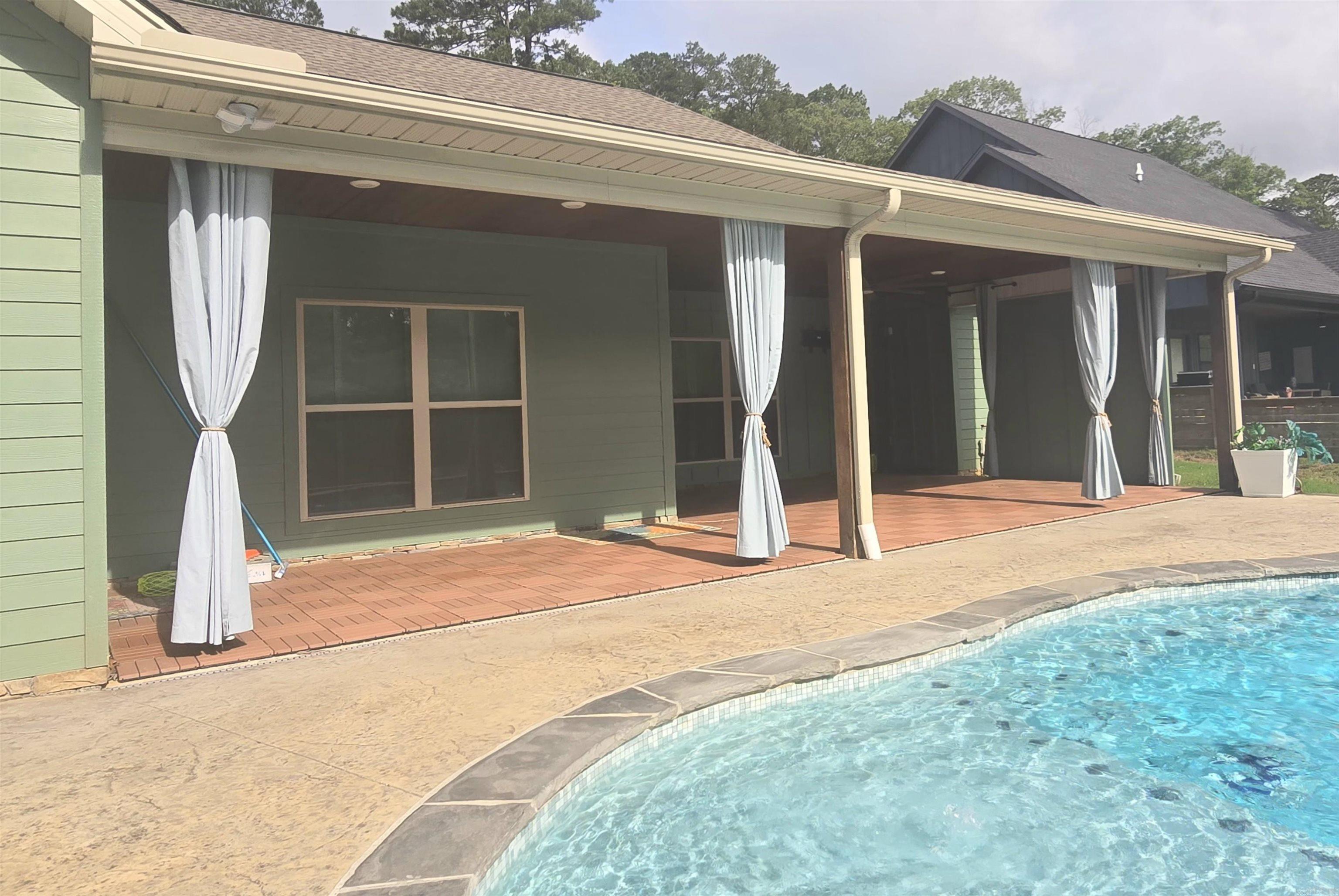 664 Hiram  Bauxite, AR