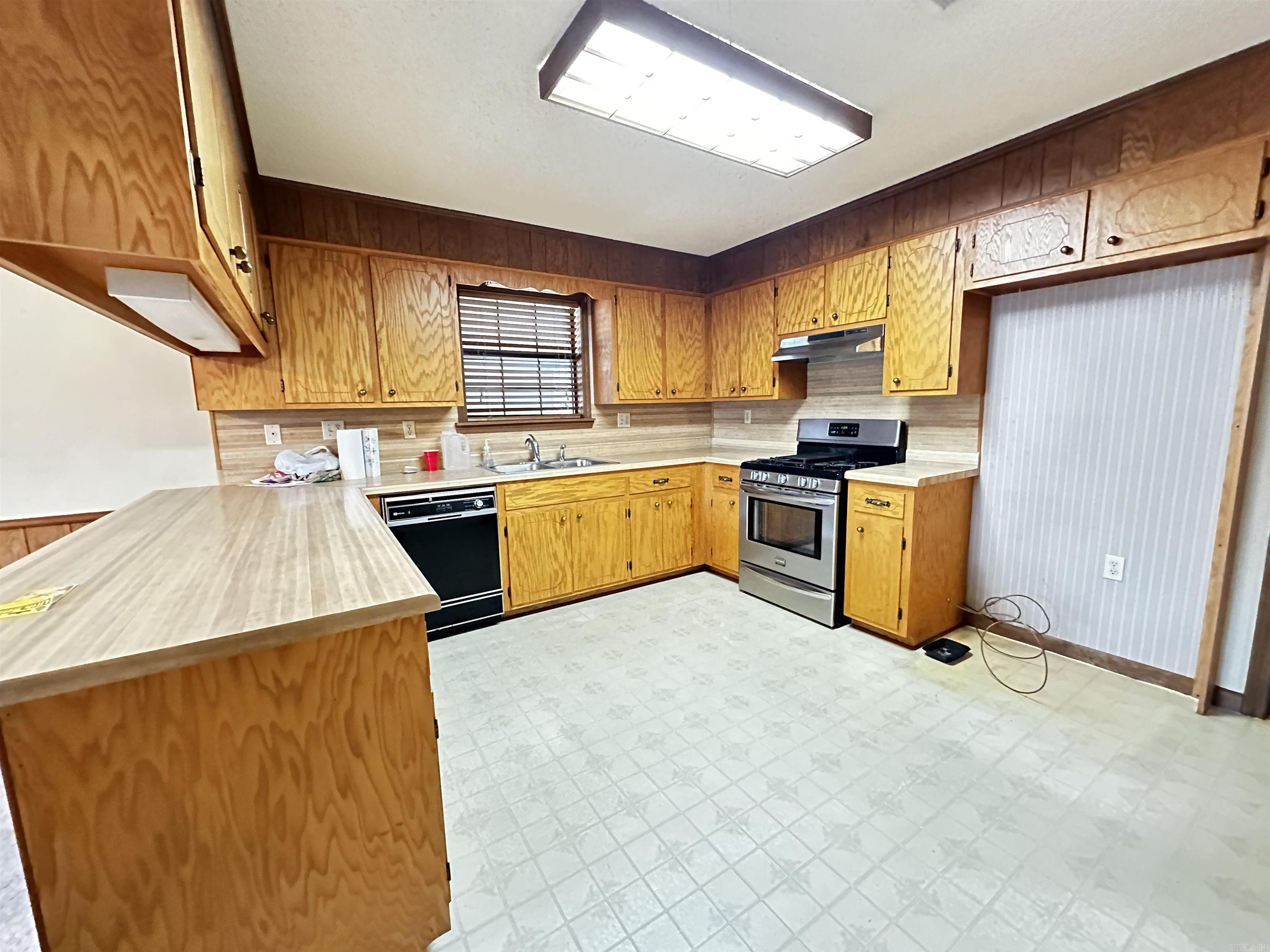 1721 Azalea Hills  White Hall, AR