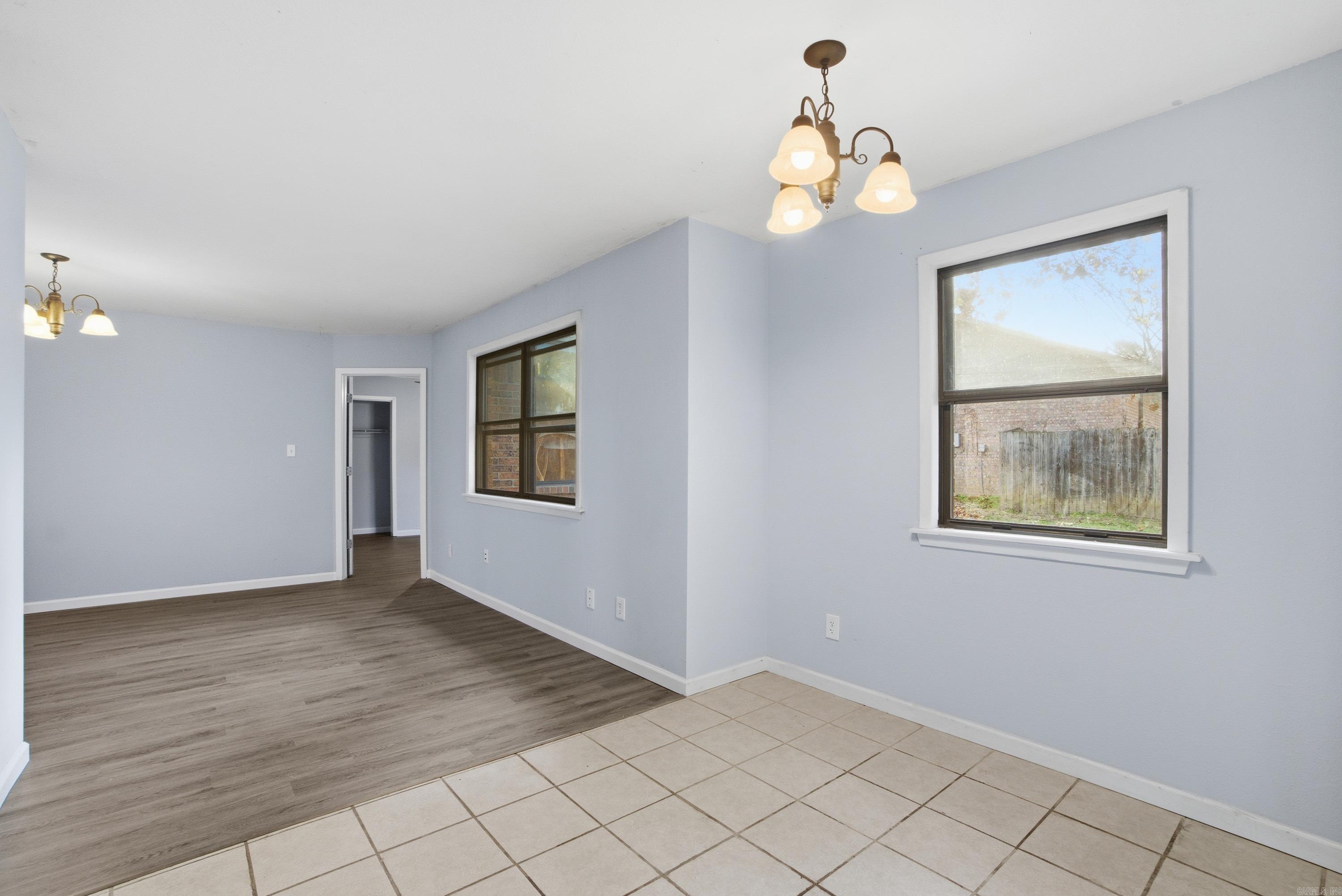 907 Mountain Valley Dr  Perryville, AR