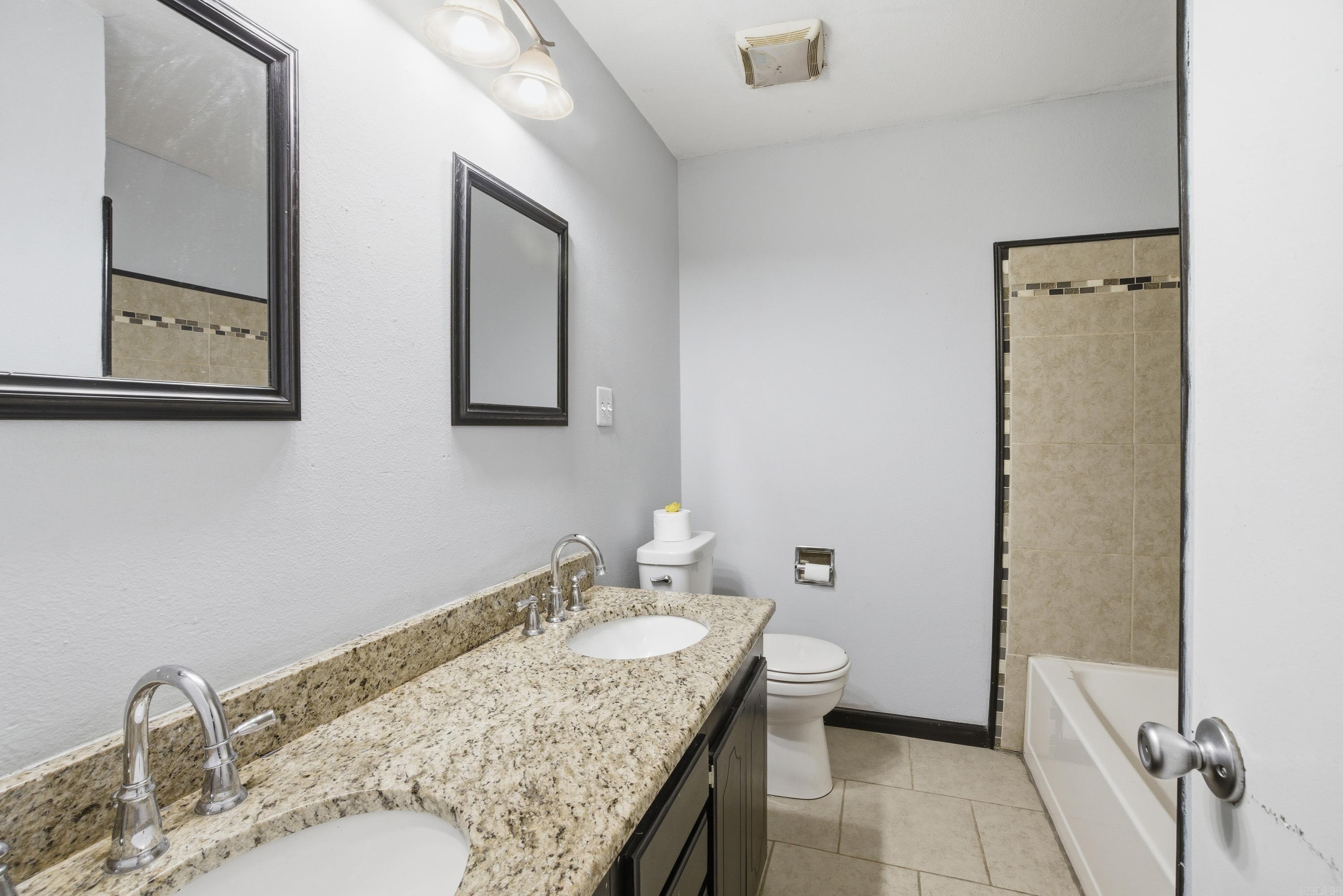 907 Mountain Valley Dr  Perryville, AR