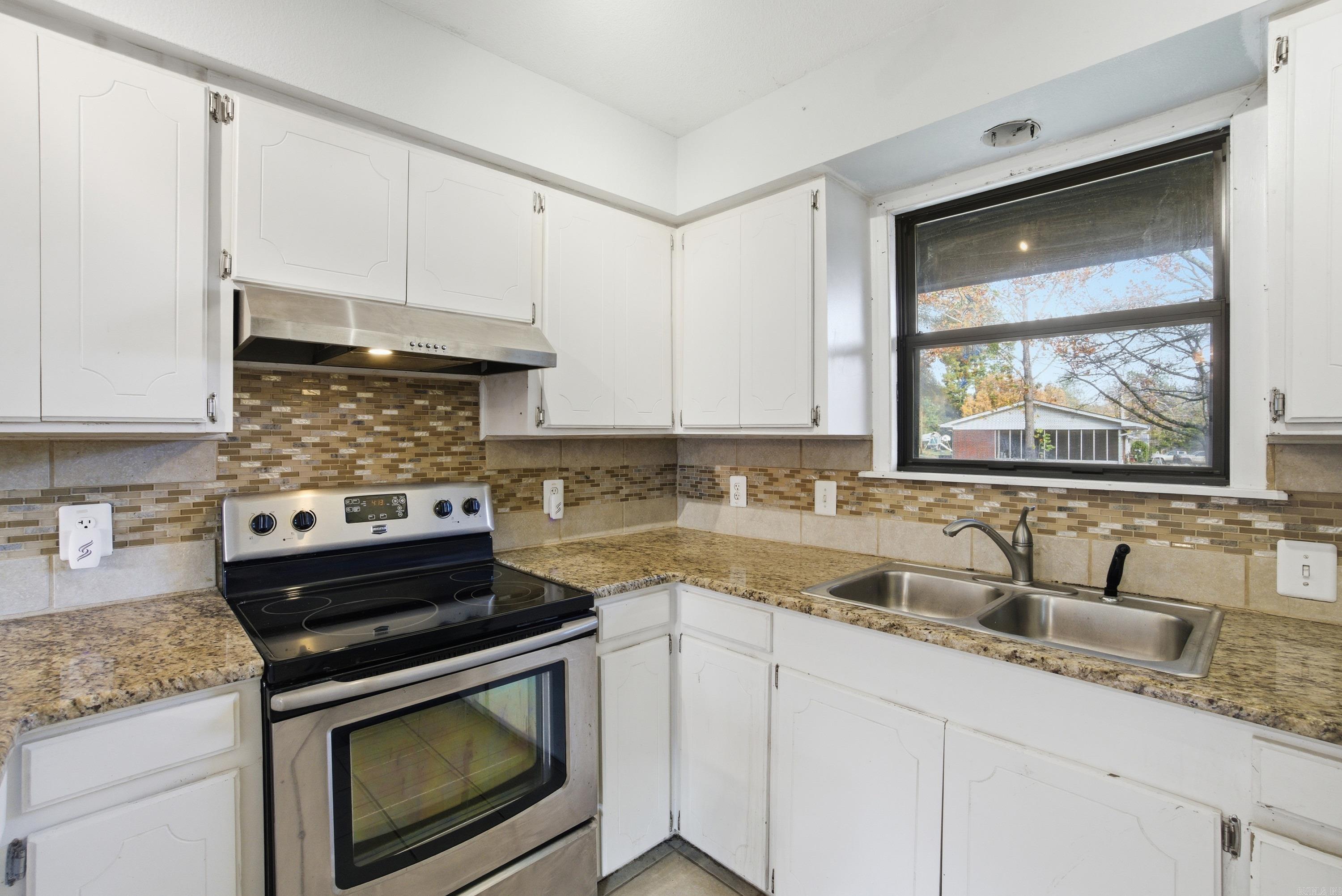 907 Mountain Valley Dr  Perryville, AR