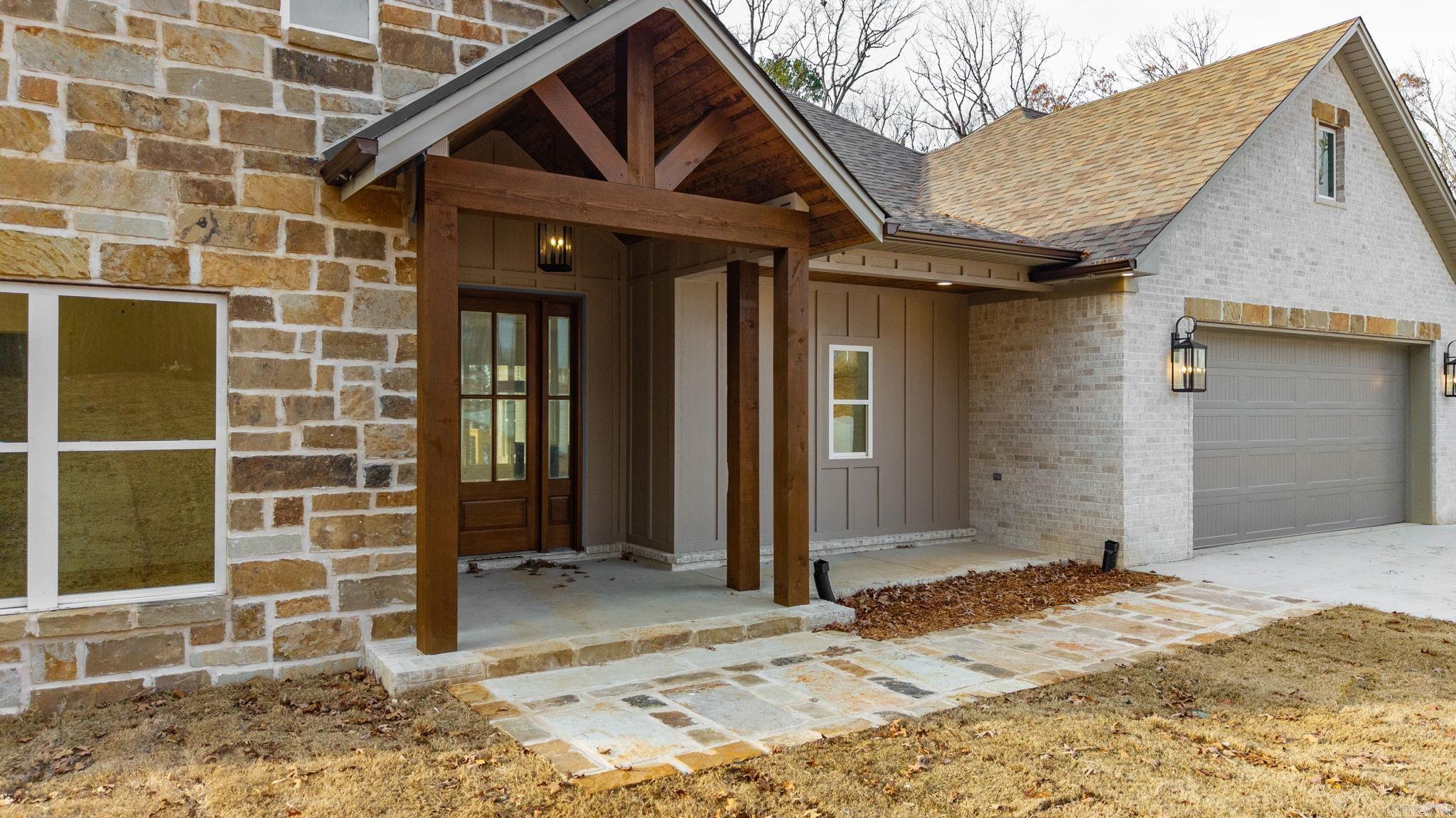 15 Elrod Drive  Greers Ferry, AR