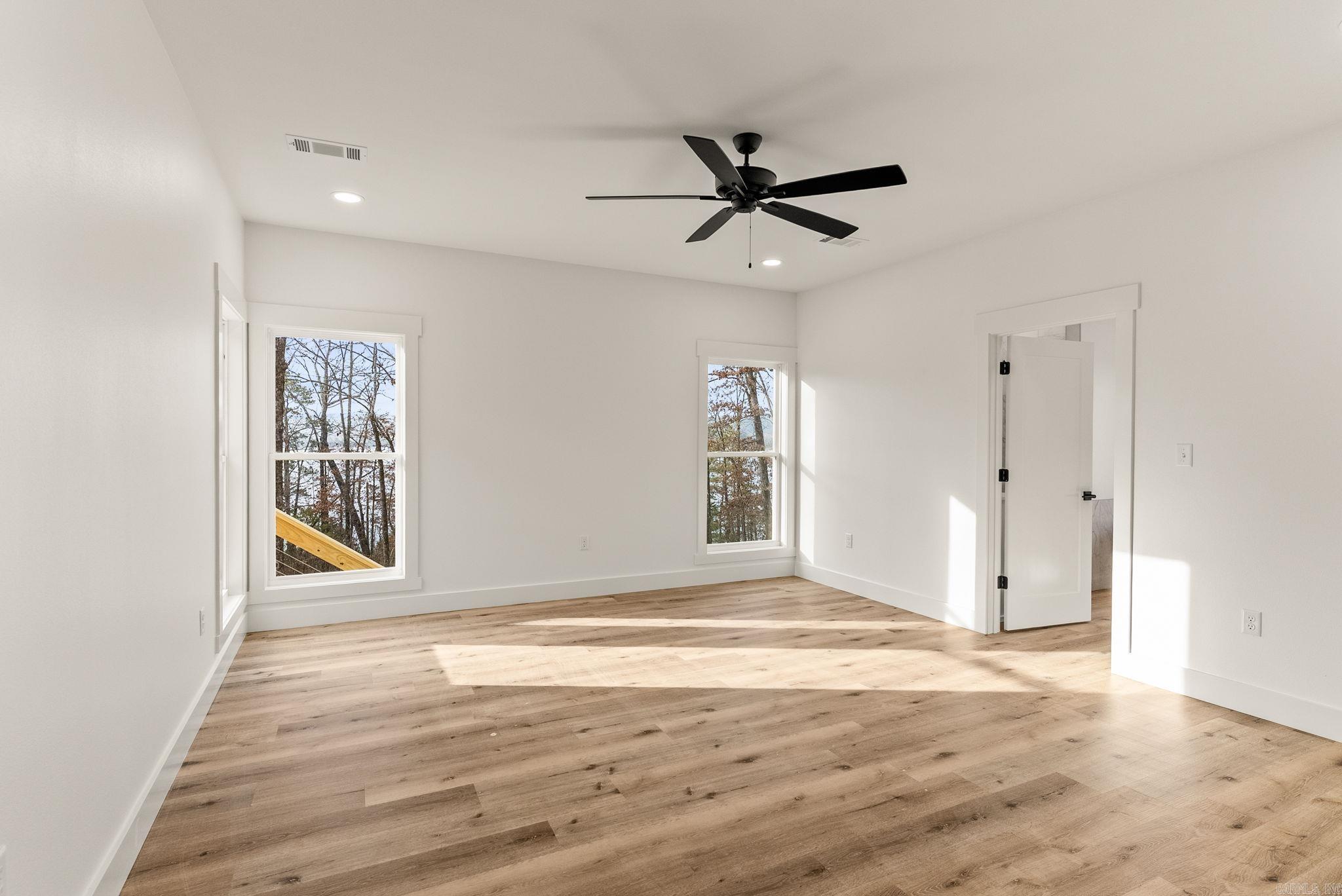 15 Elrod Drive  Greers Ferry, AR