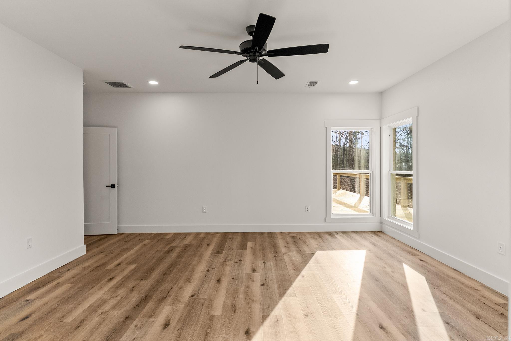 15 Elrod Drive  Greers Ferry, AR