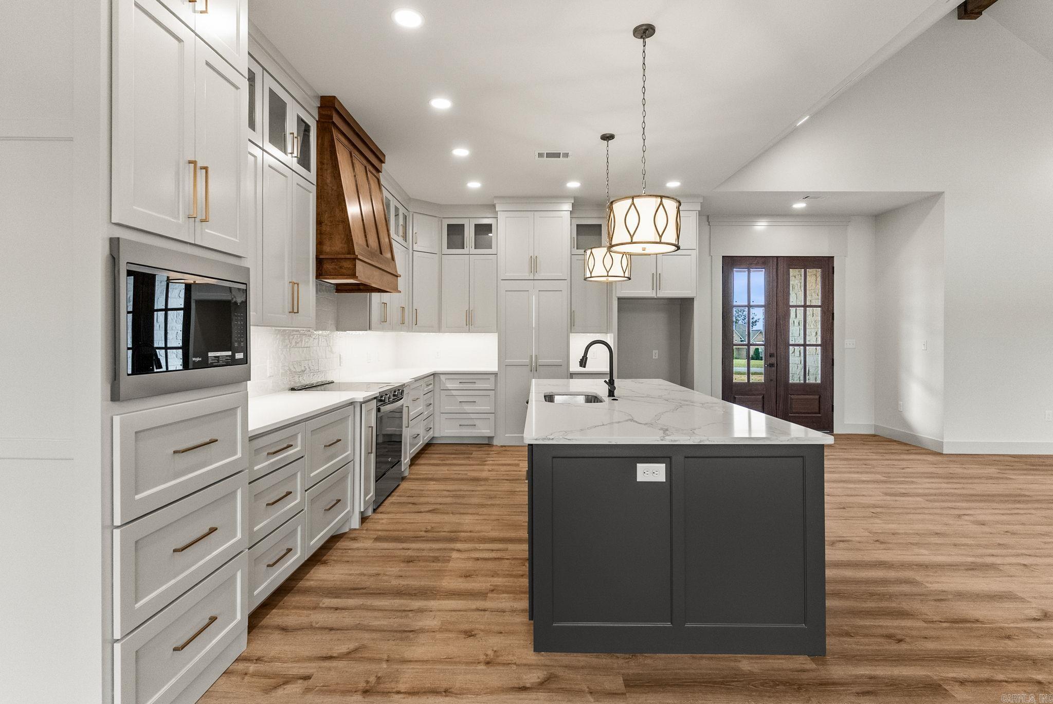 85 Emerald Lane  Greers Ferry, AR